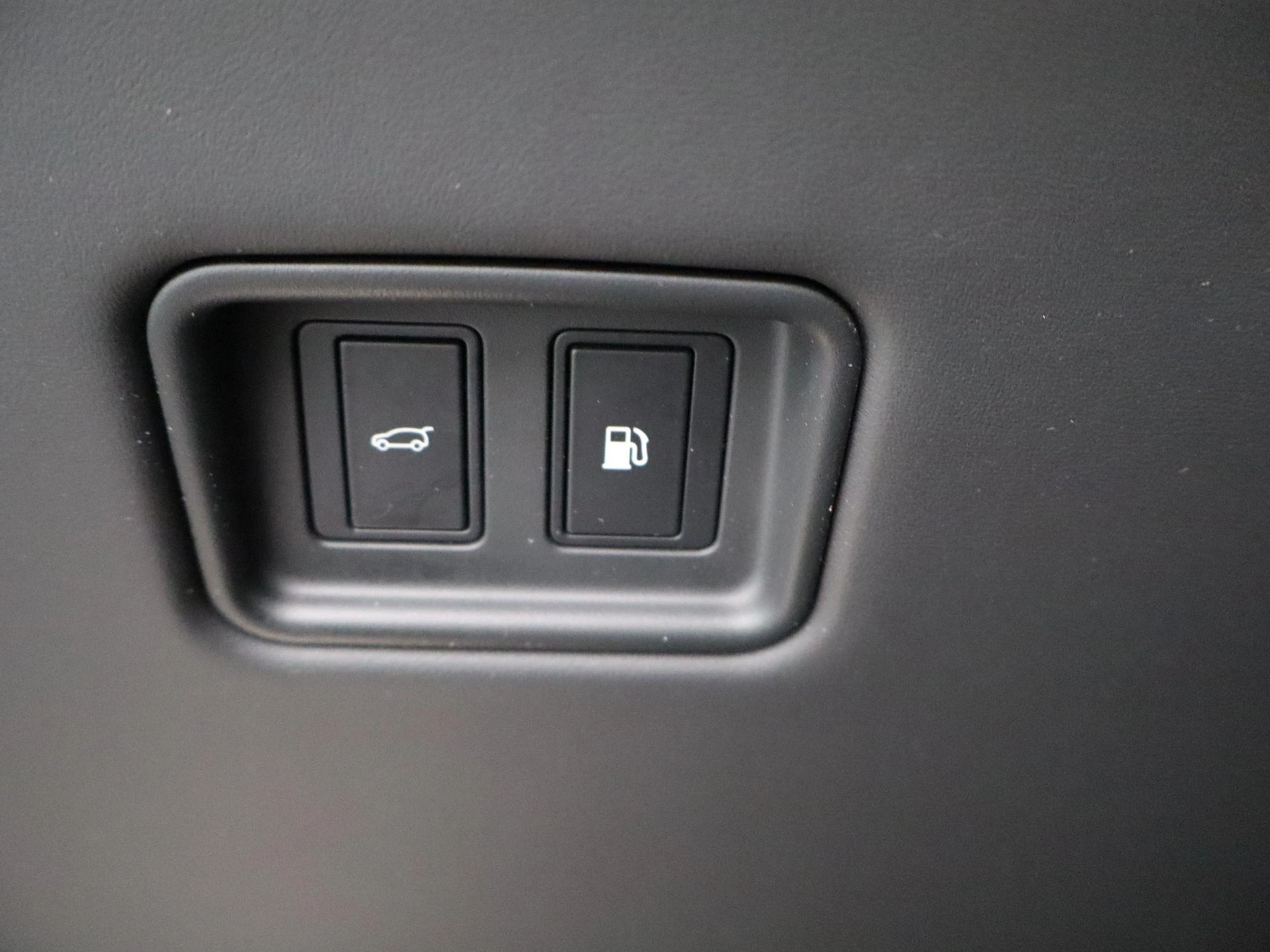 Land Rover-Range Rover Sport-image-28
