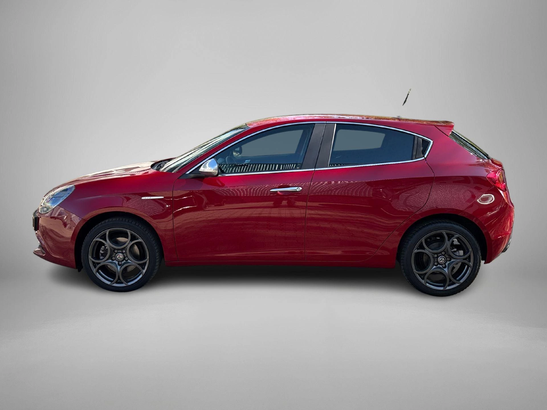 Alfa Romeo-Giulietta-image-7