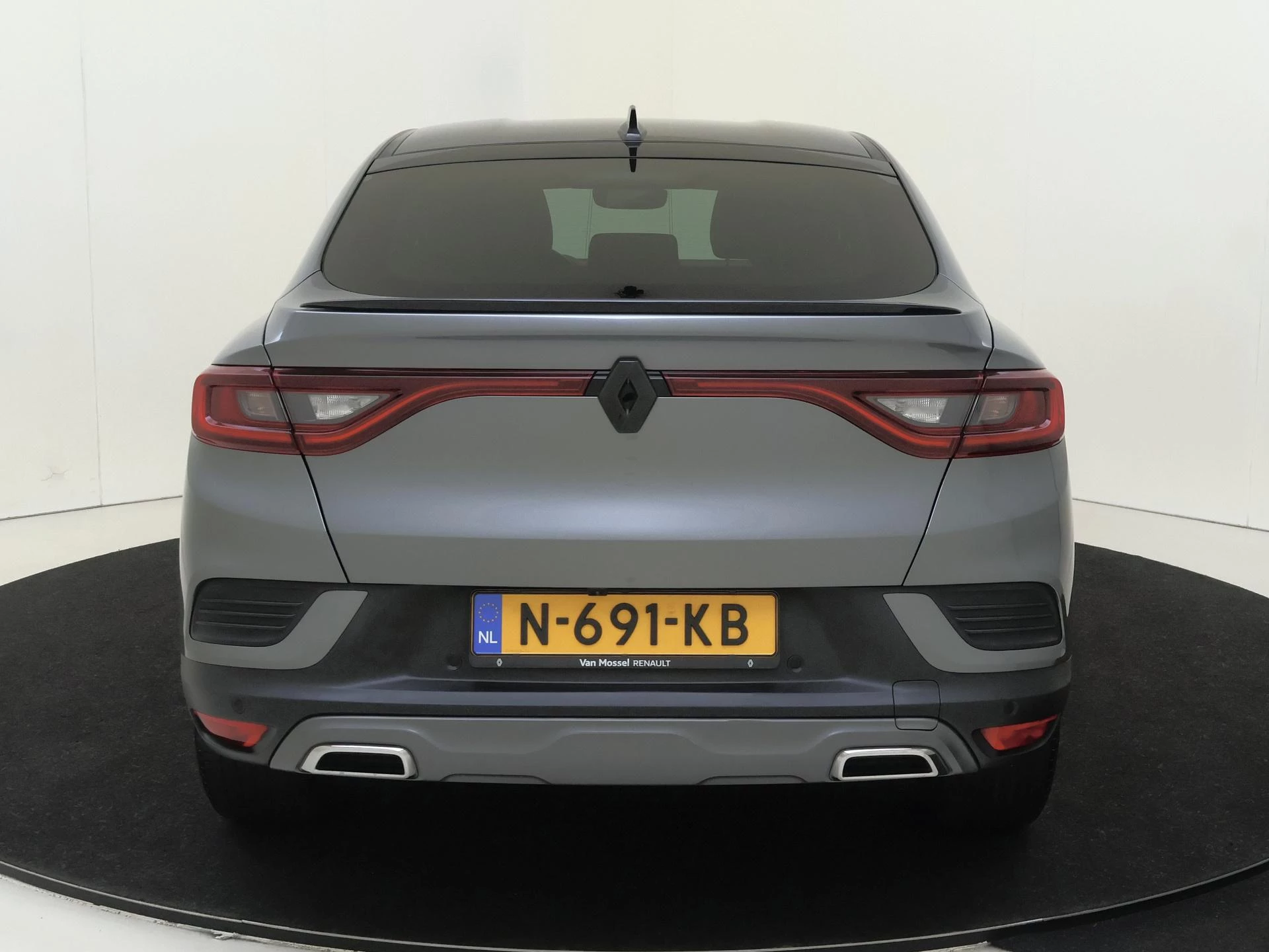 Renault-Arkana-image-6