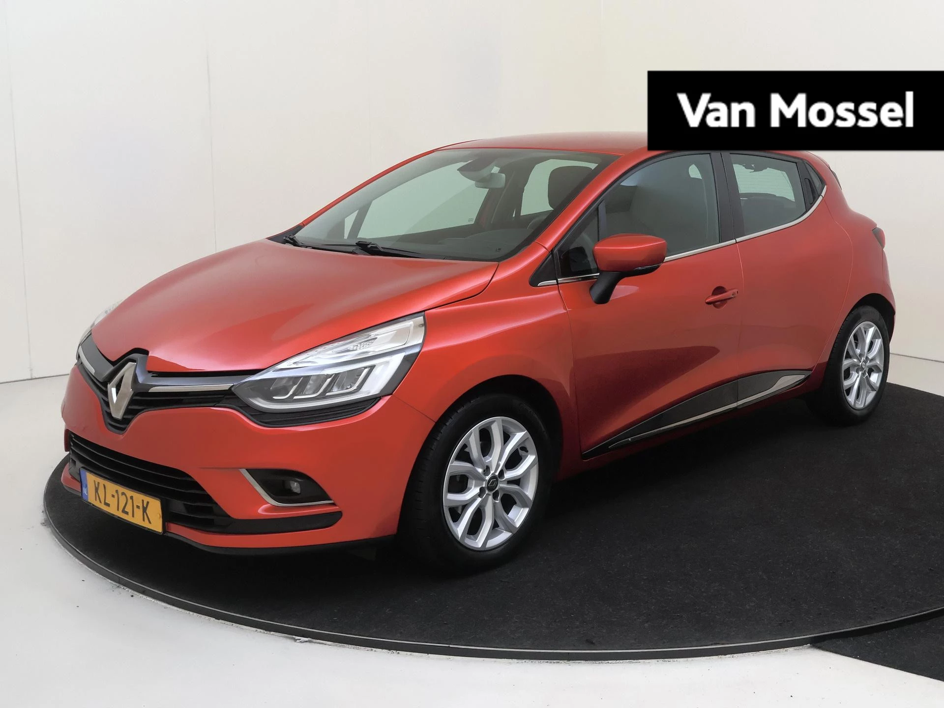 Renault-Clio-image-0