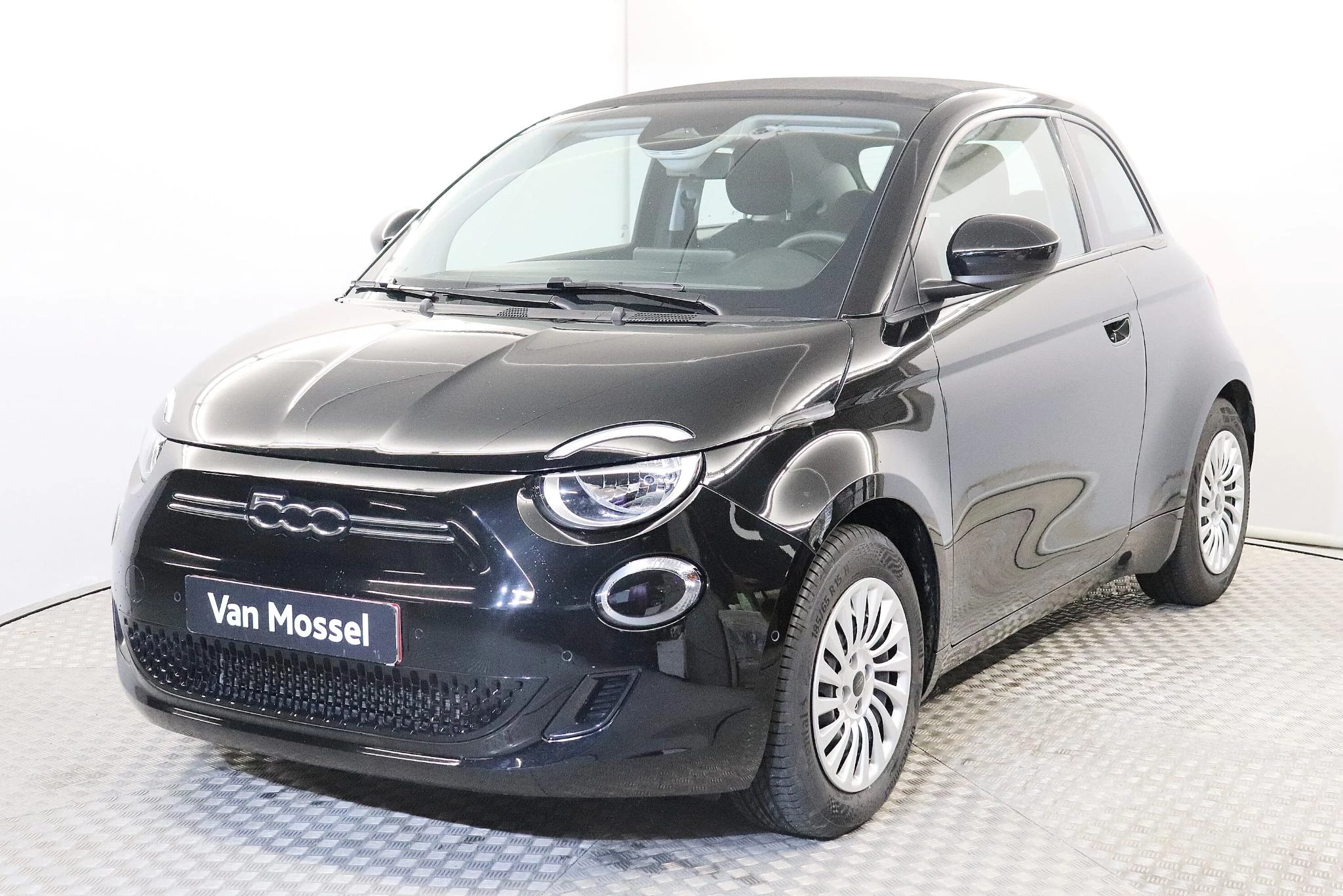 Fiat-500e-image-0