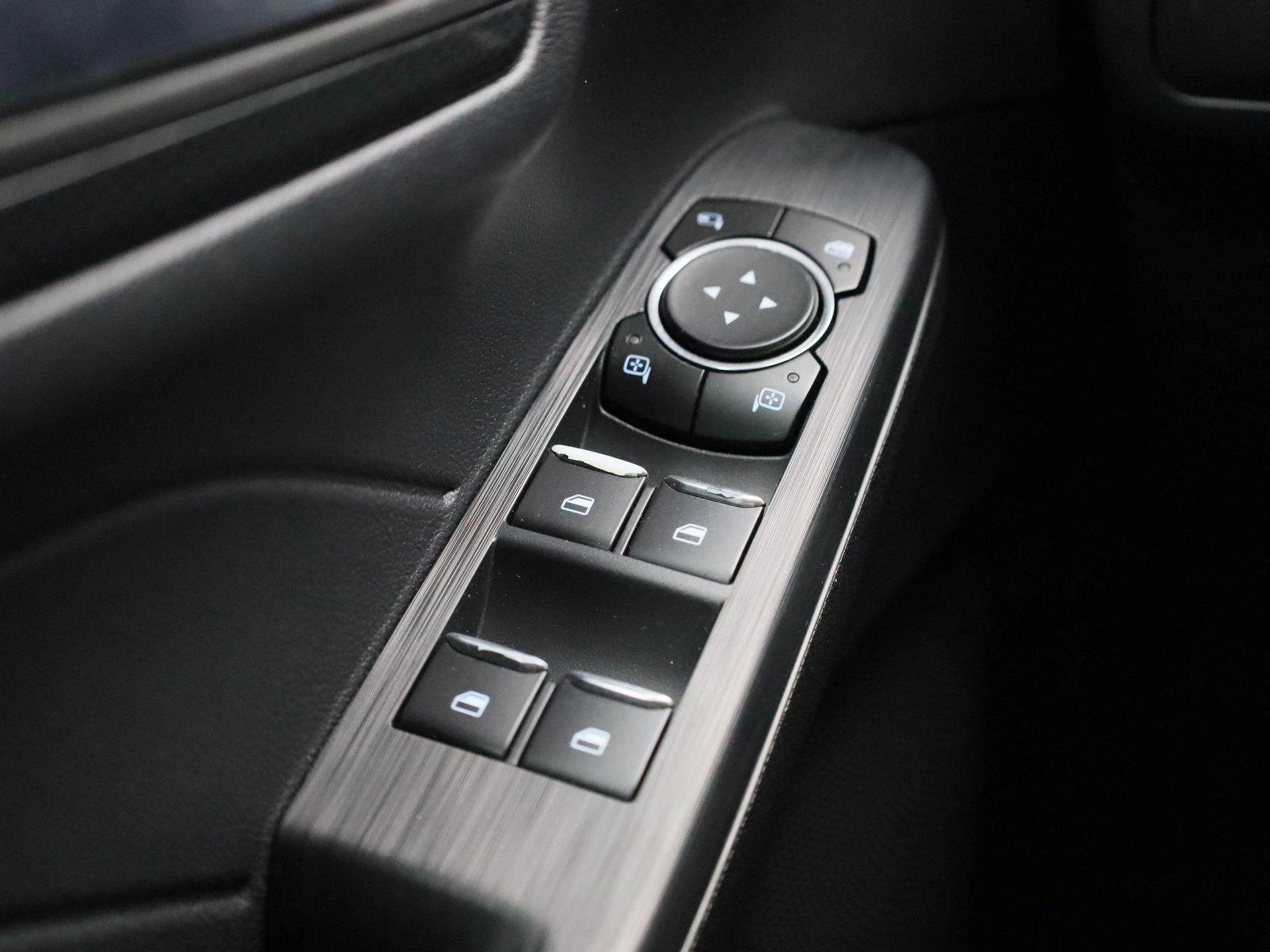 Ford-Kuga-image-27