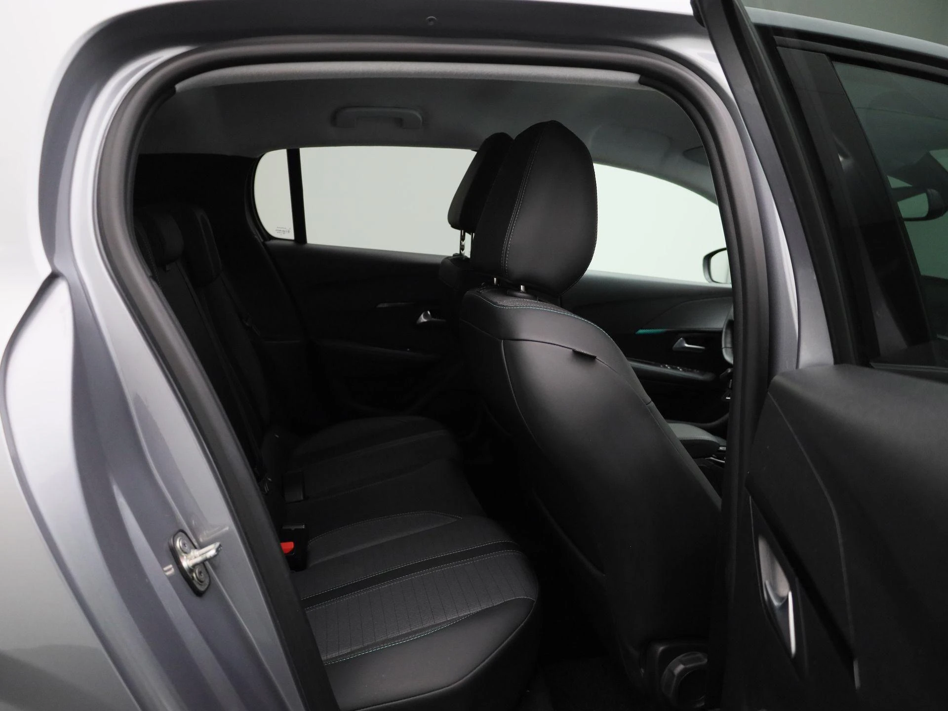Peugeot 208 1.2 PureTech 100 MAN6 S&S Active Pack