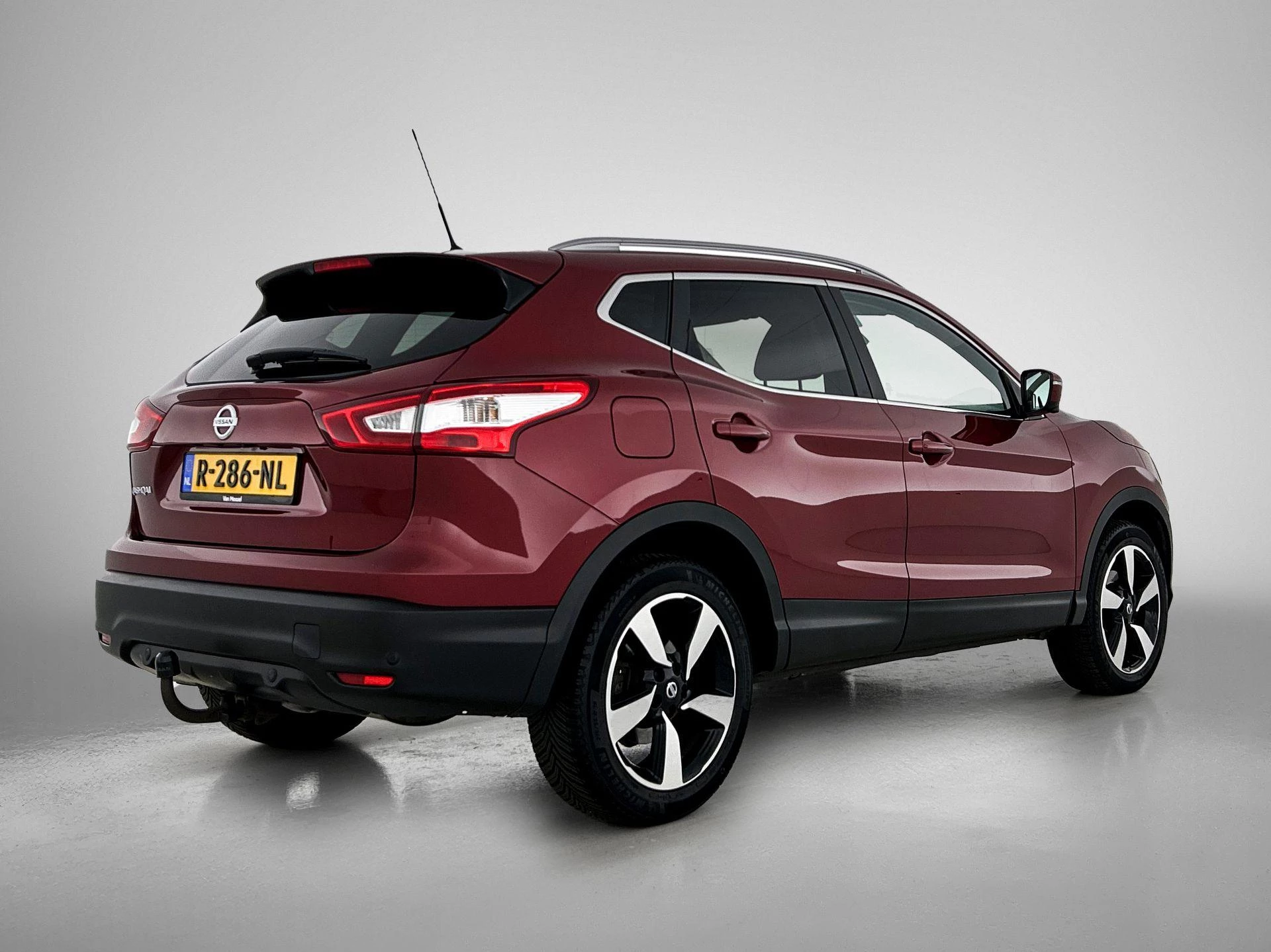 Nissan-QASHQAI-image-6