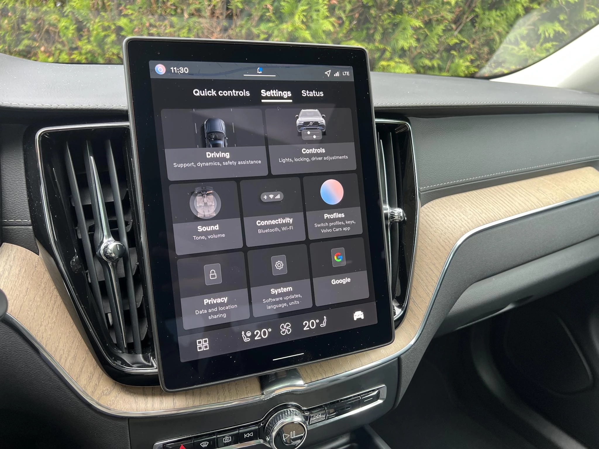 Volvo XC60 T6 Plug-in hybrid AWD Ultra Dark Trekhaak Aut.