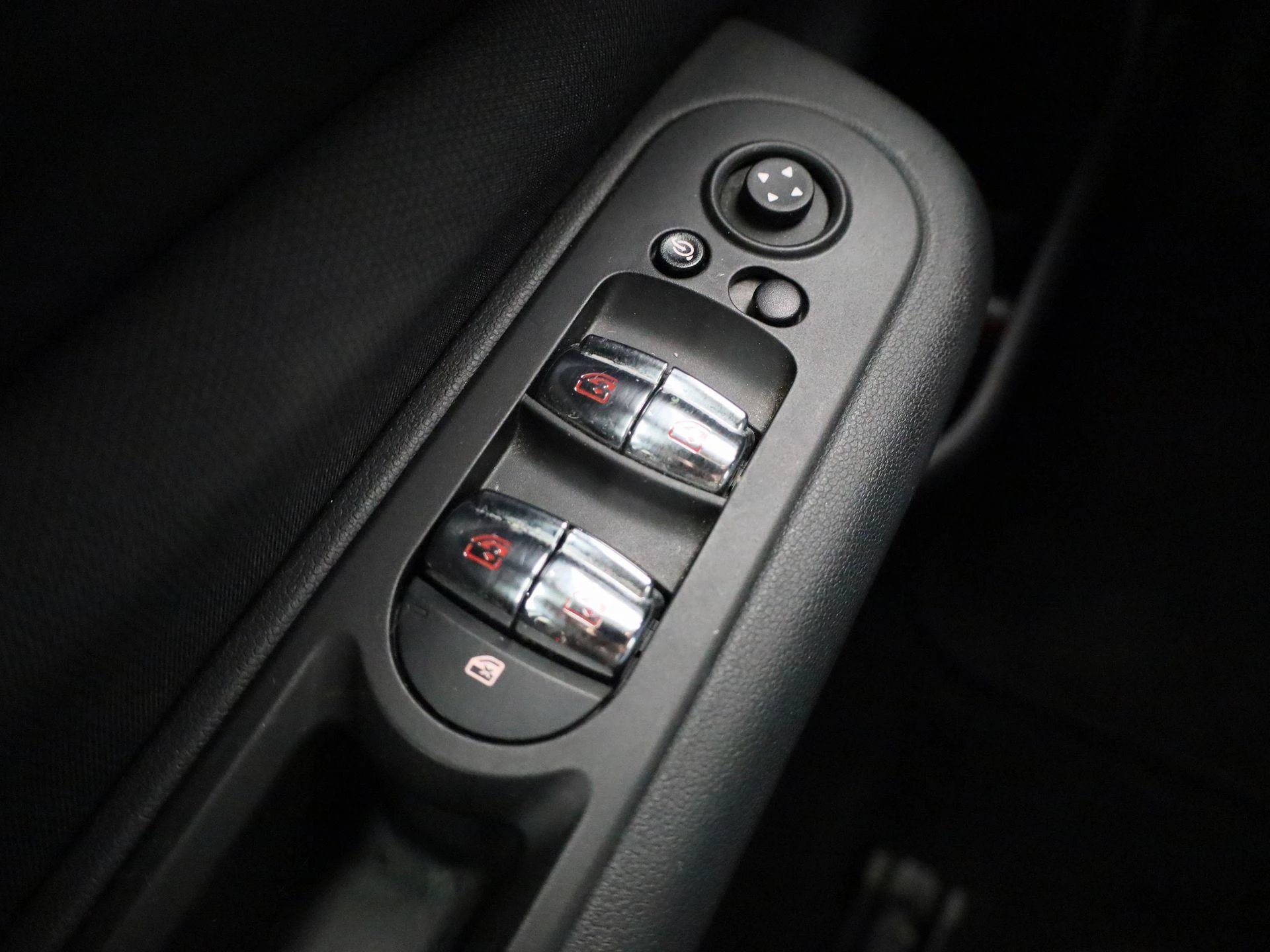 MINI-Clubman-image-27