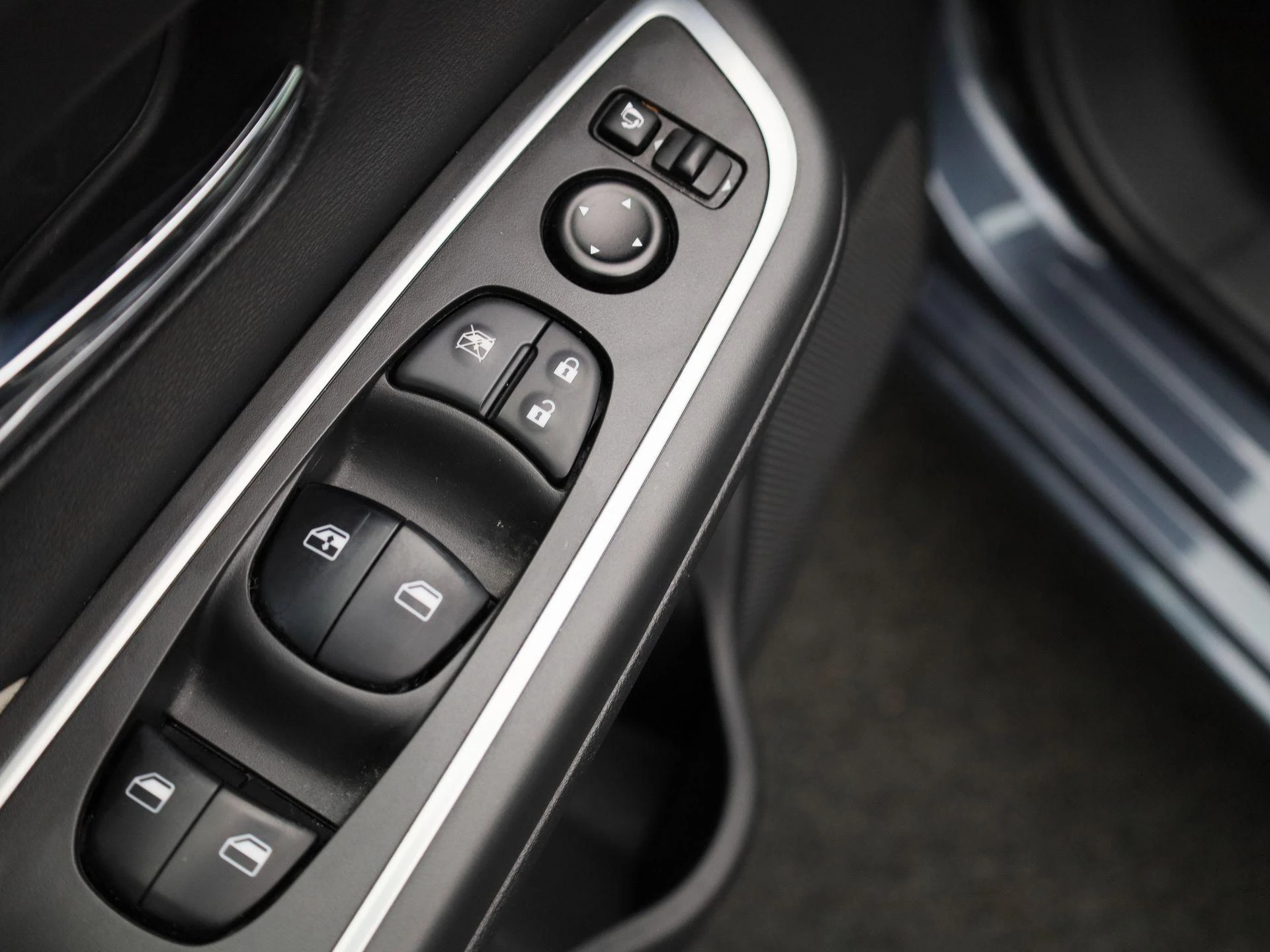 Nissan-Micra-image-31