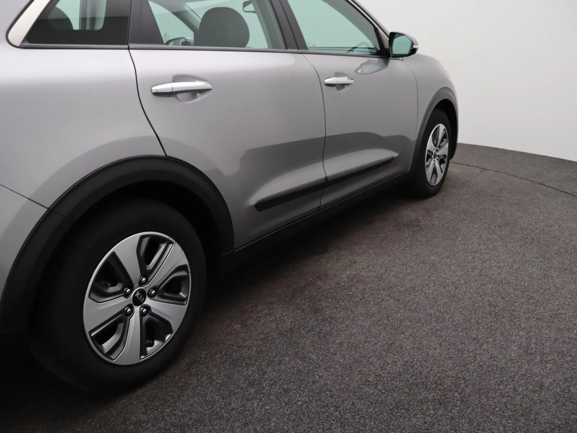 Kia-Niro-image-38