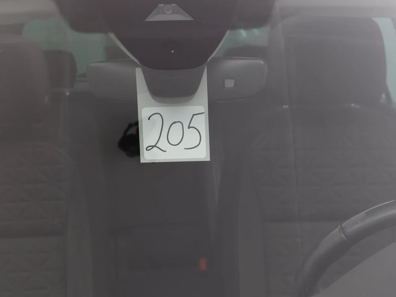 Volkswagen-Tiguan-image-28