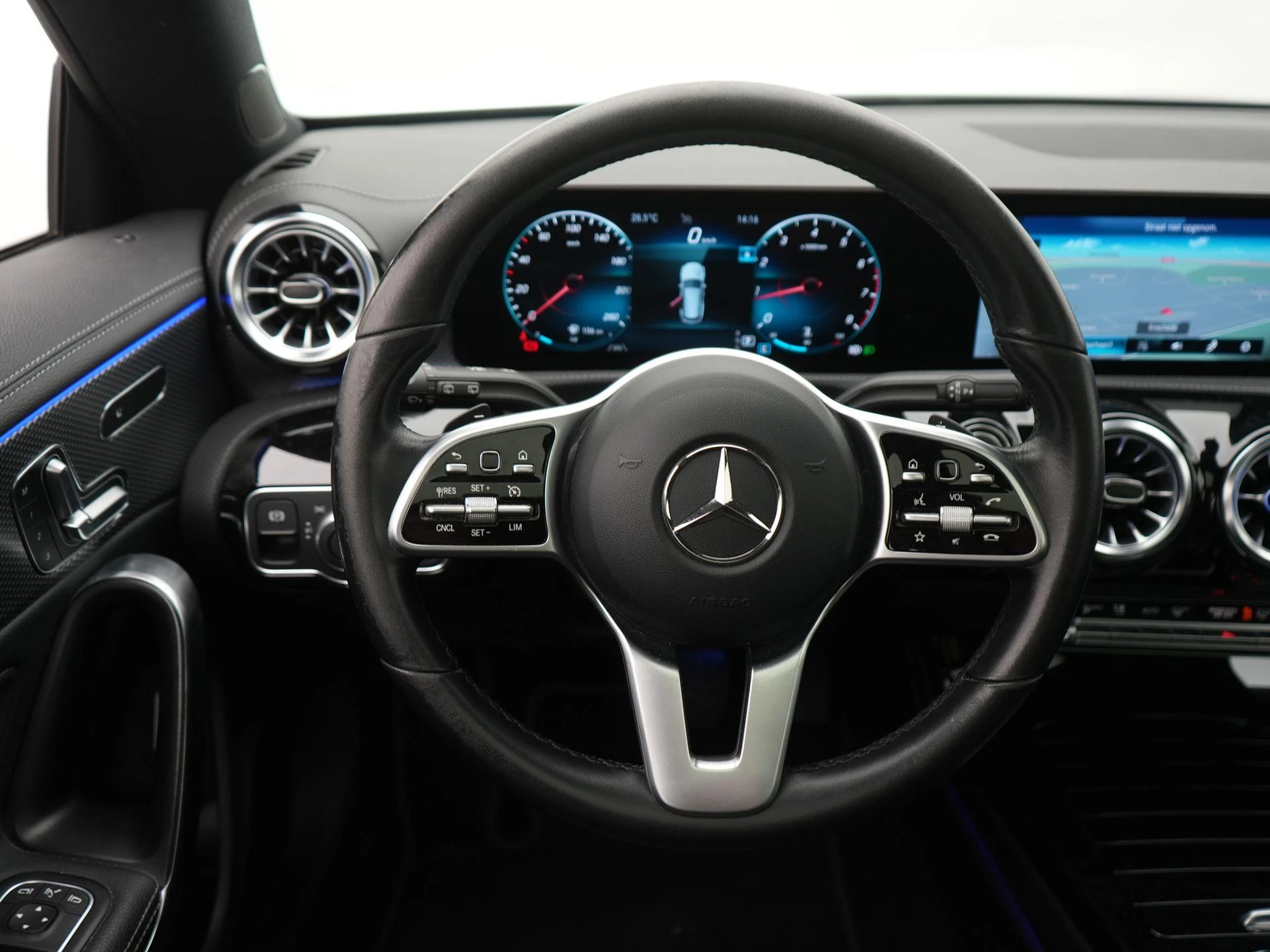 Mercedes-Benz CLA Shooting Brake 200 Business Solution Luxury
