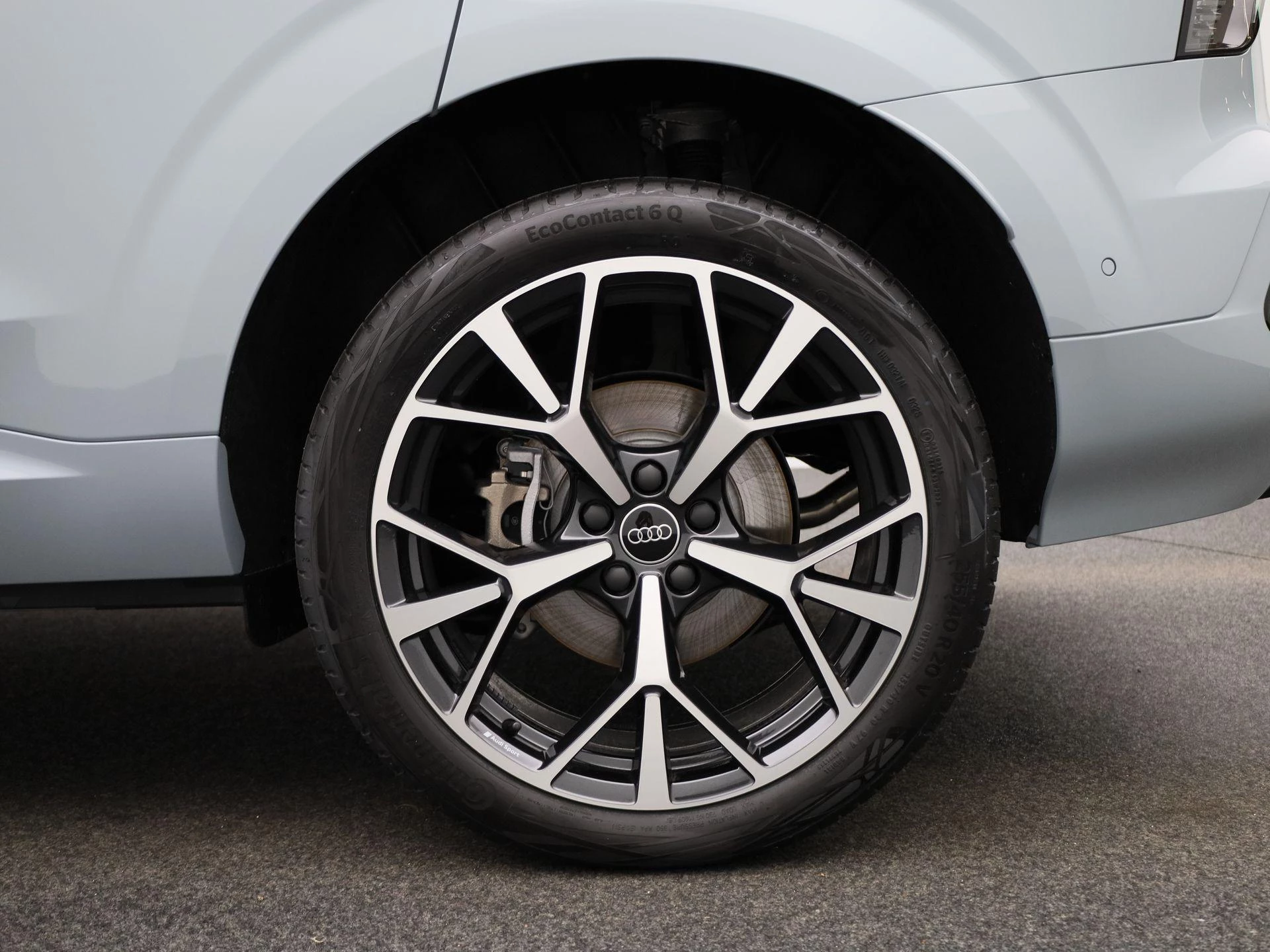 Audi-Q3-image-12