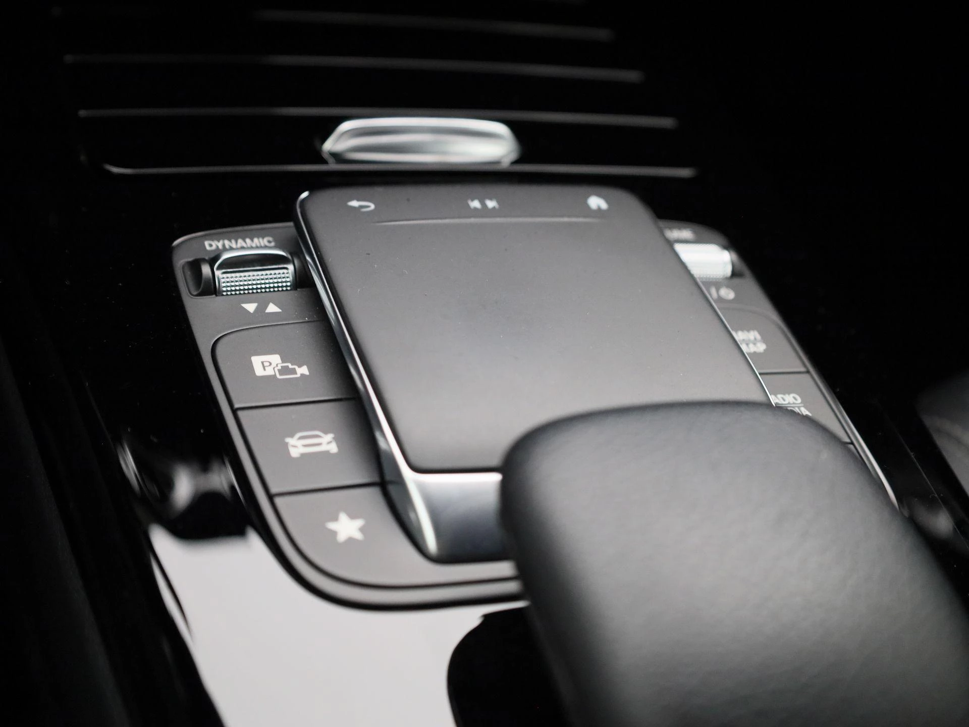 Mercedes-Benz-A-Klasse-image-18