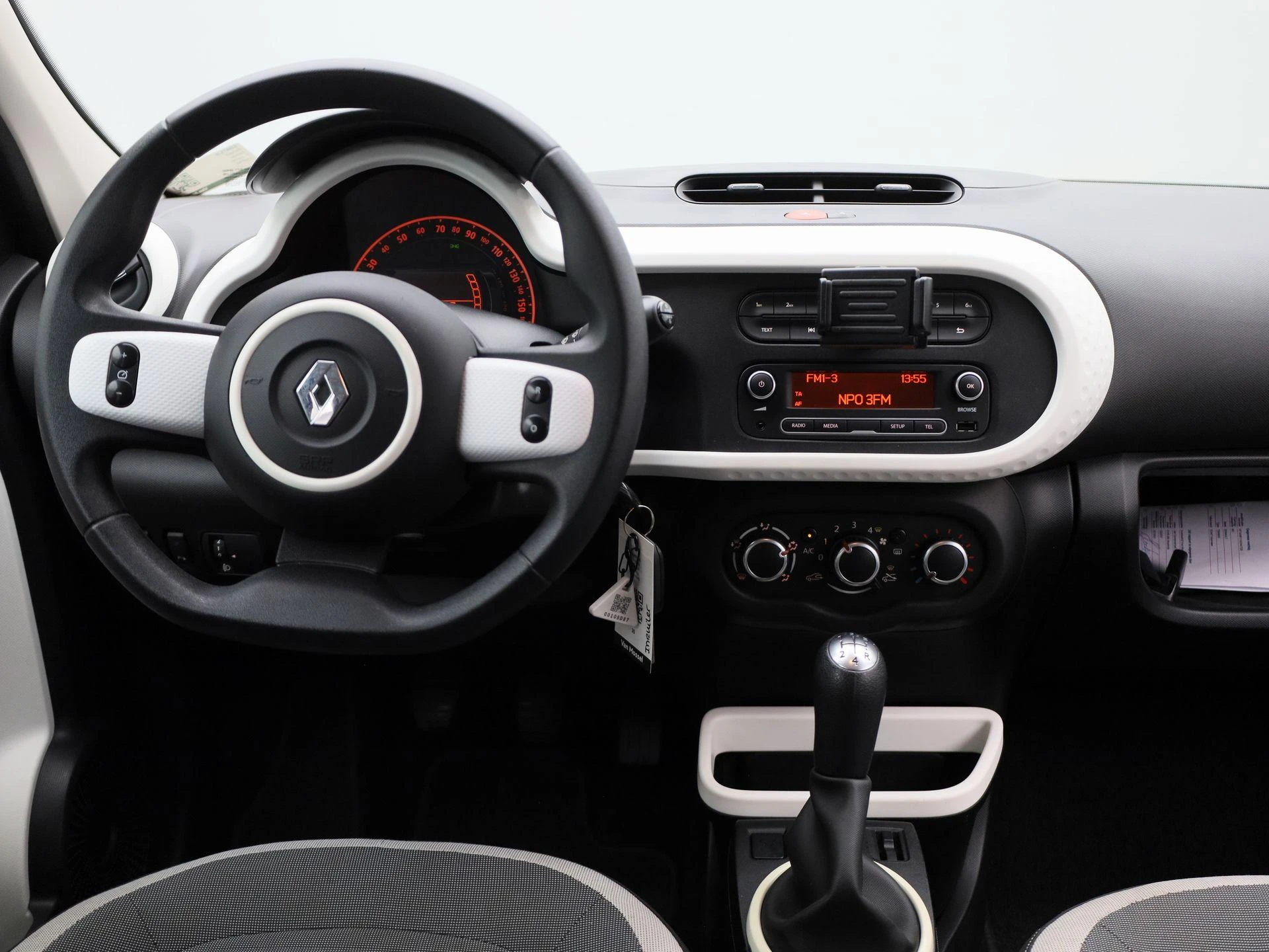 Renault-Twingo-image-6
