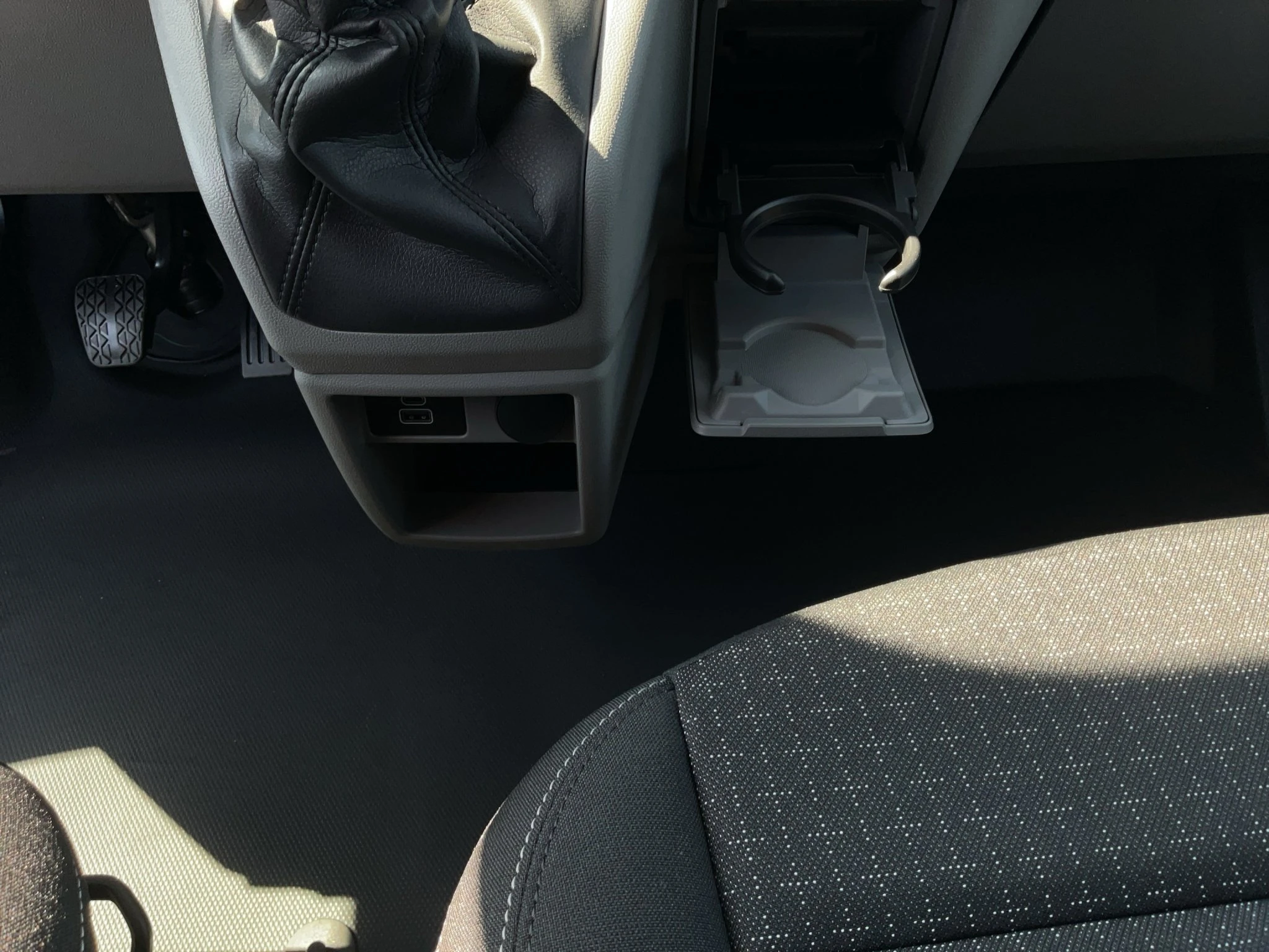 Ford-Transit Custom-image-25
