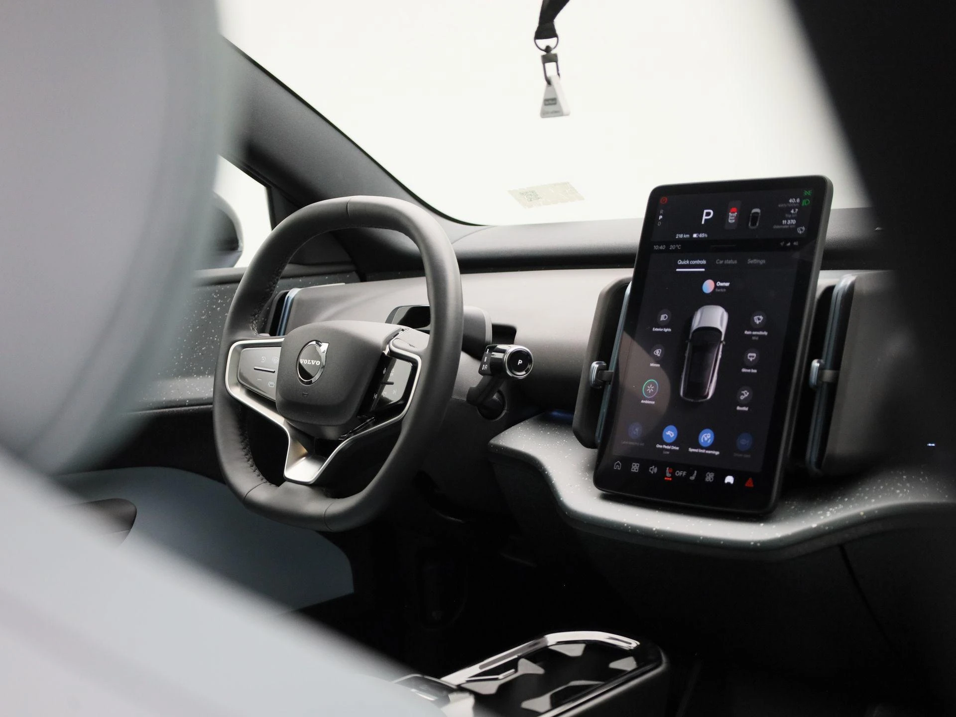 Volvo-EX30-image-37