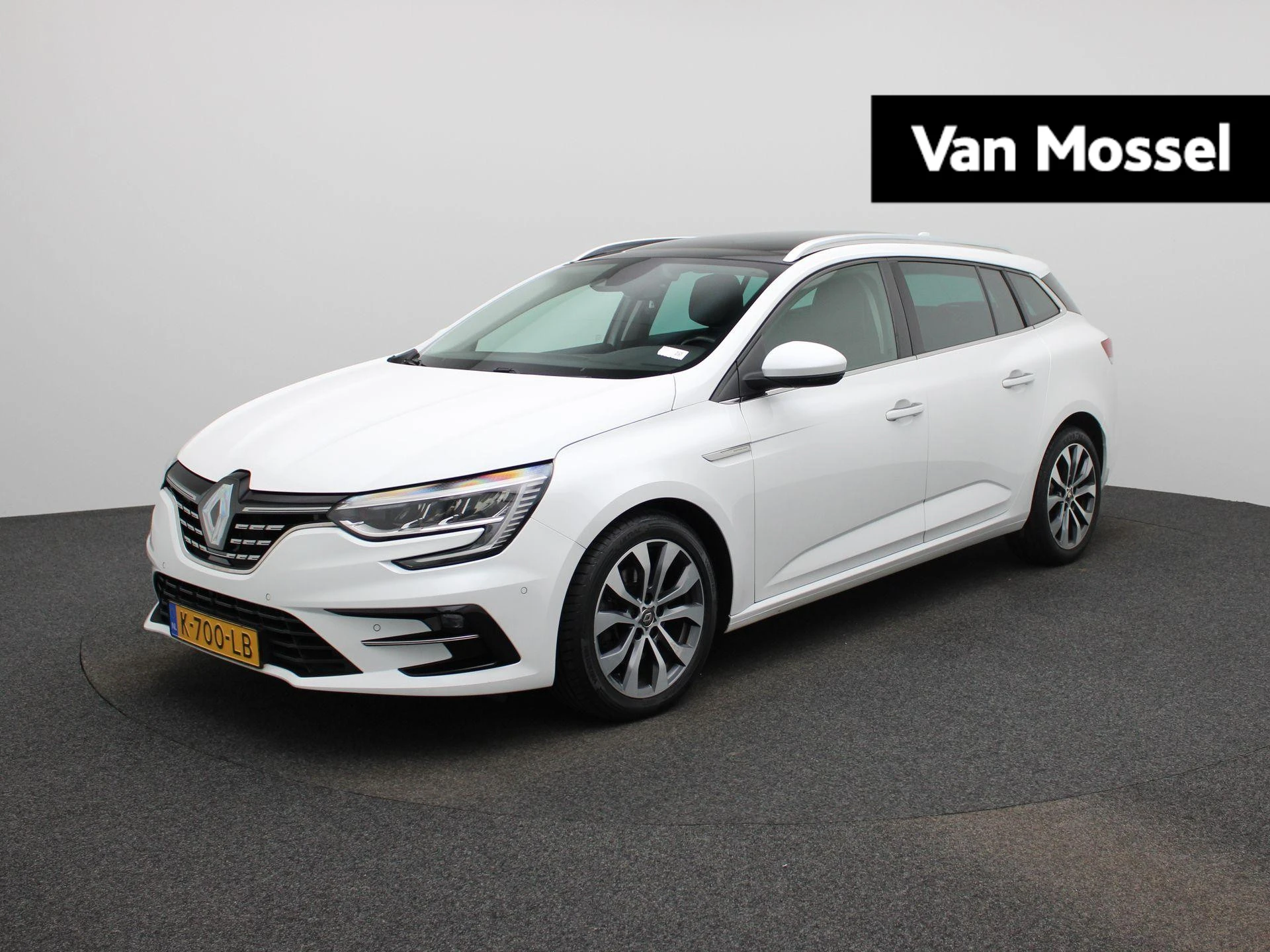 Renault-Mégane Estate-image-0
