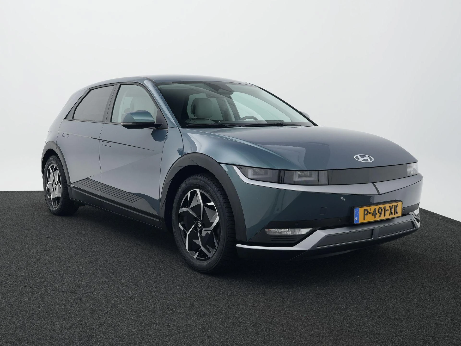 Hyundai-IONIQ 5-image-12