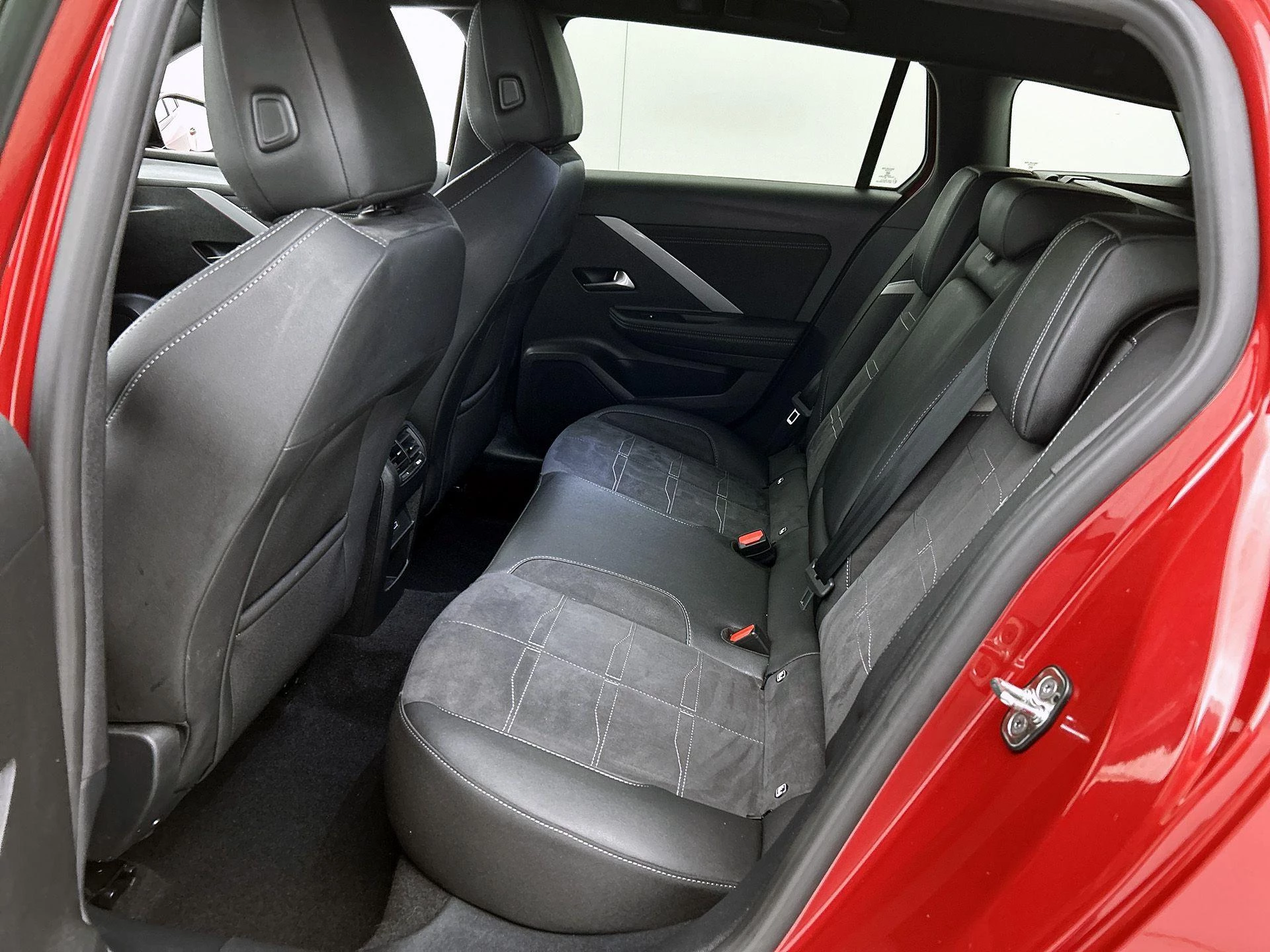 Opel-Astra-image-26