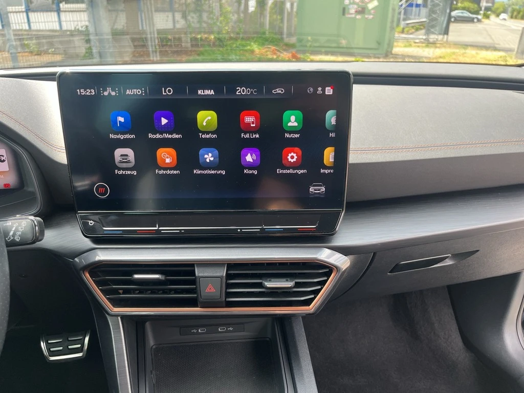 CUPRA Leon Sportstourer 2.0 TSI DSG VZ *Kamera*