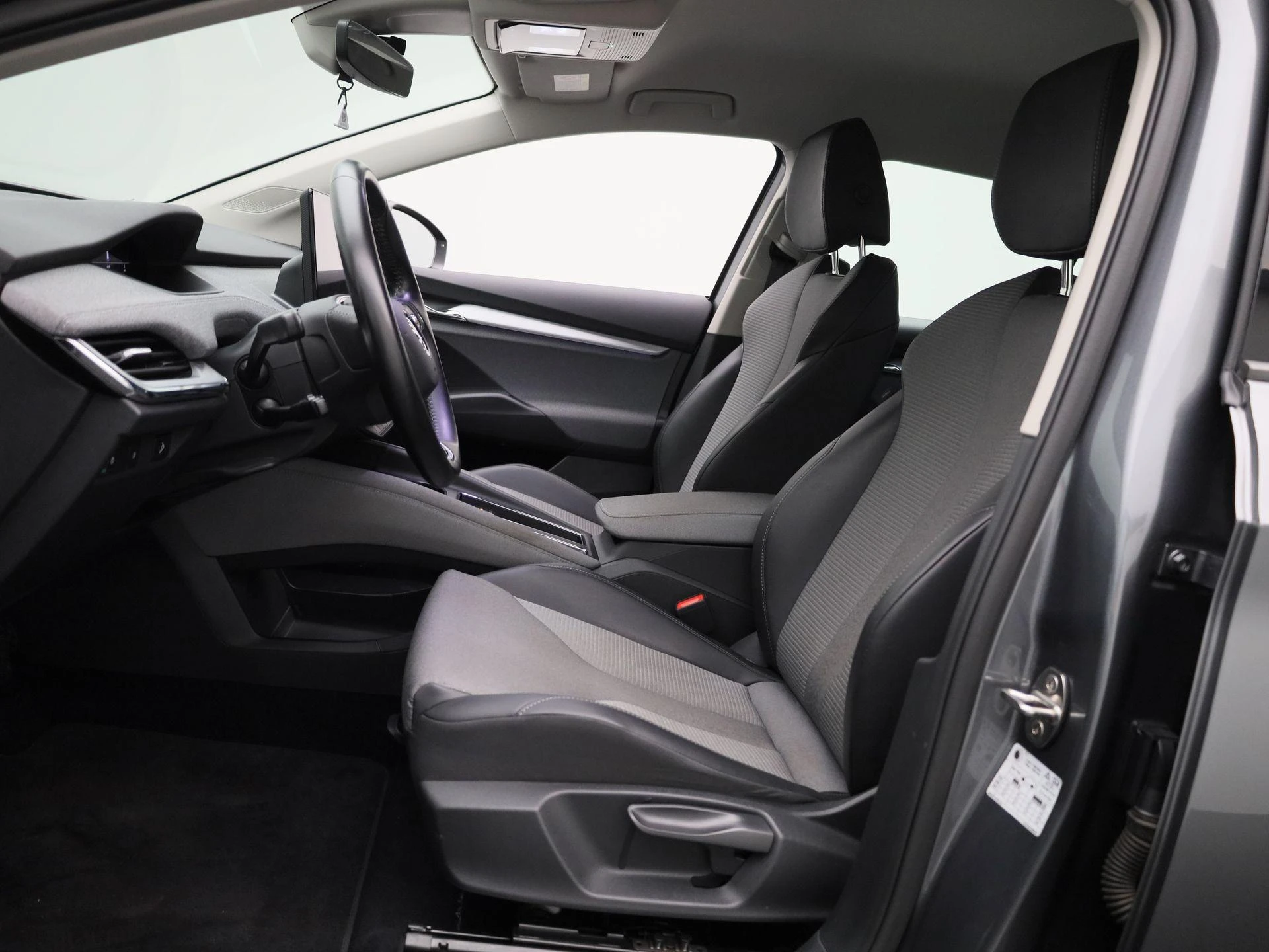 Škoda-Enyaq iV-image-11