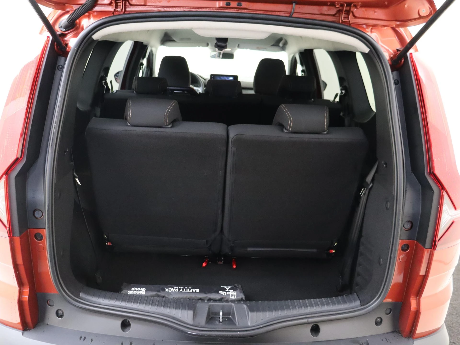 Dacia-Jogger-image-23
