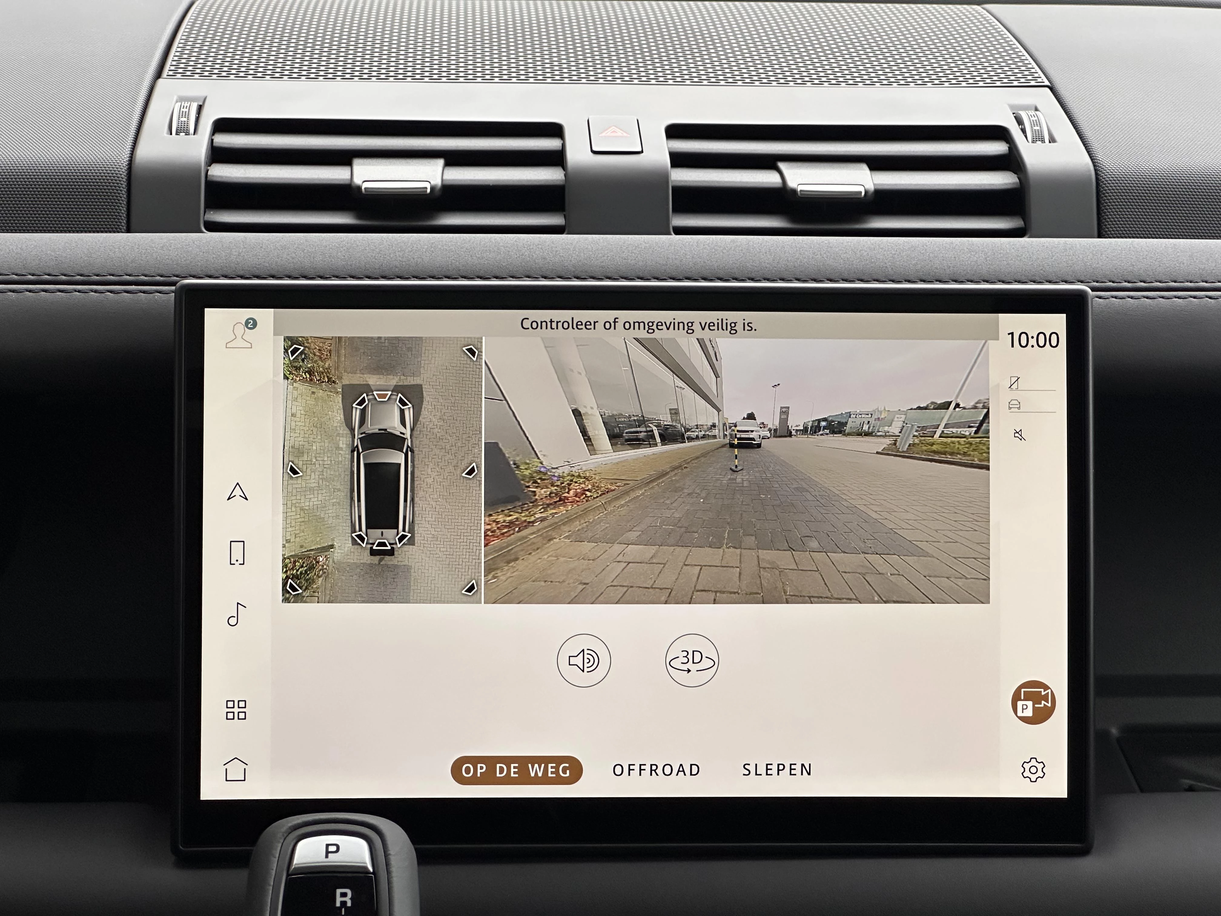 Land Rover-Defender-image-31