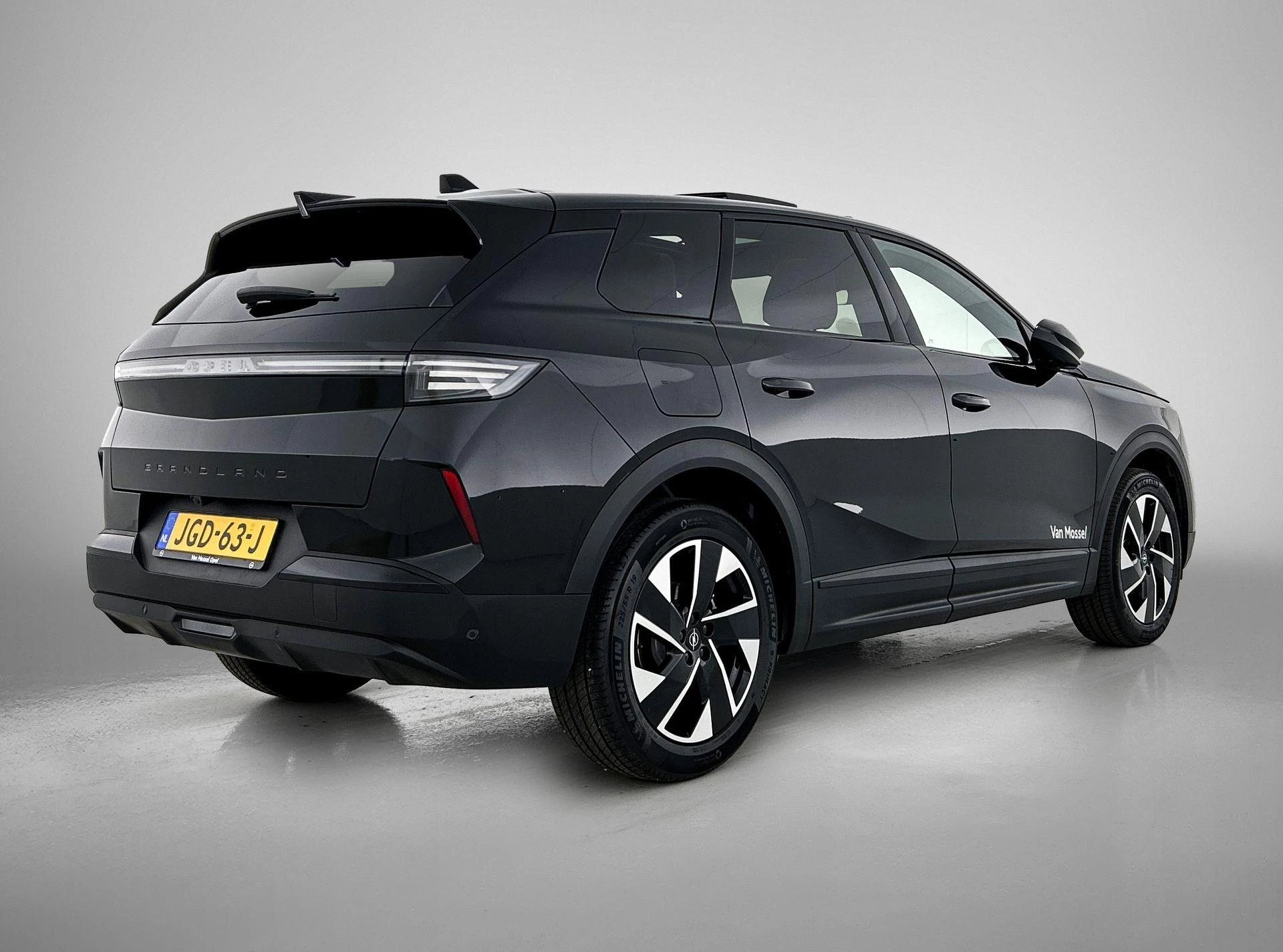 Opel-Grandland-image-3