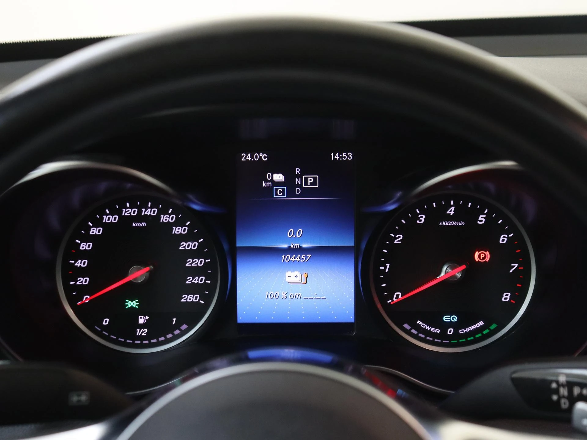 Mercedes-Benz-GLC-image-10