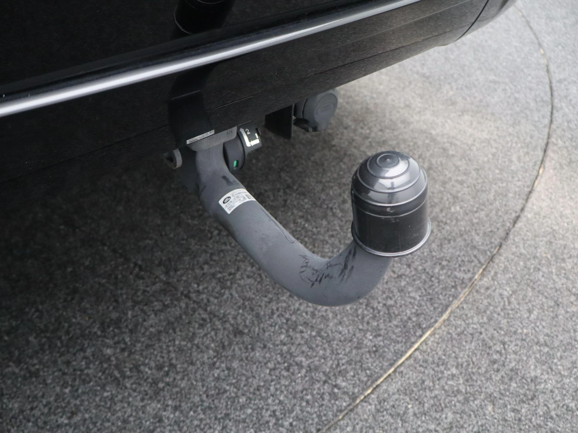 Land Rover-Range Rover Velar-image-45