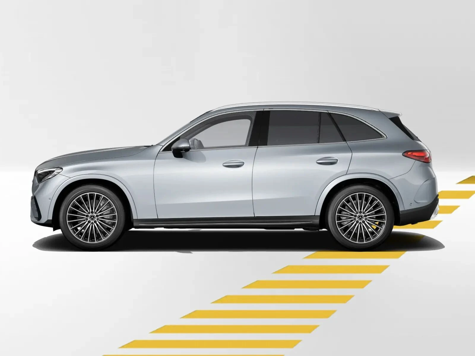 Mercedes-Benz-GLC 220 d-image-3