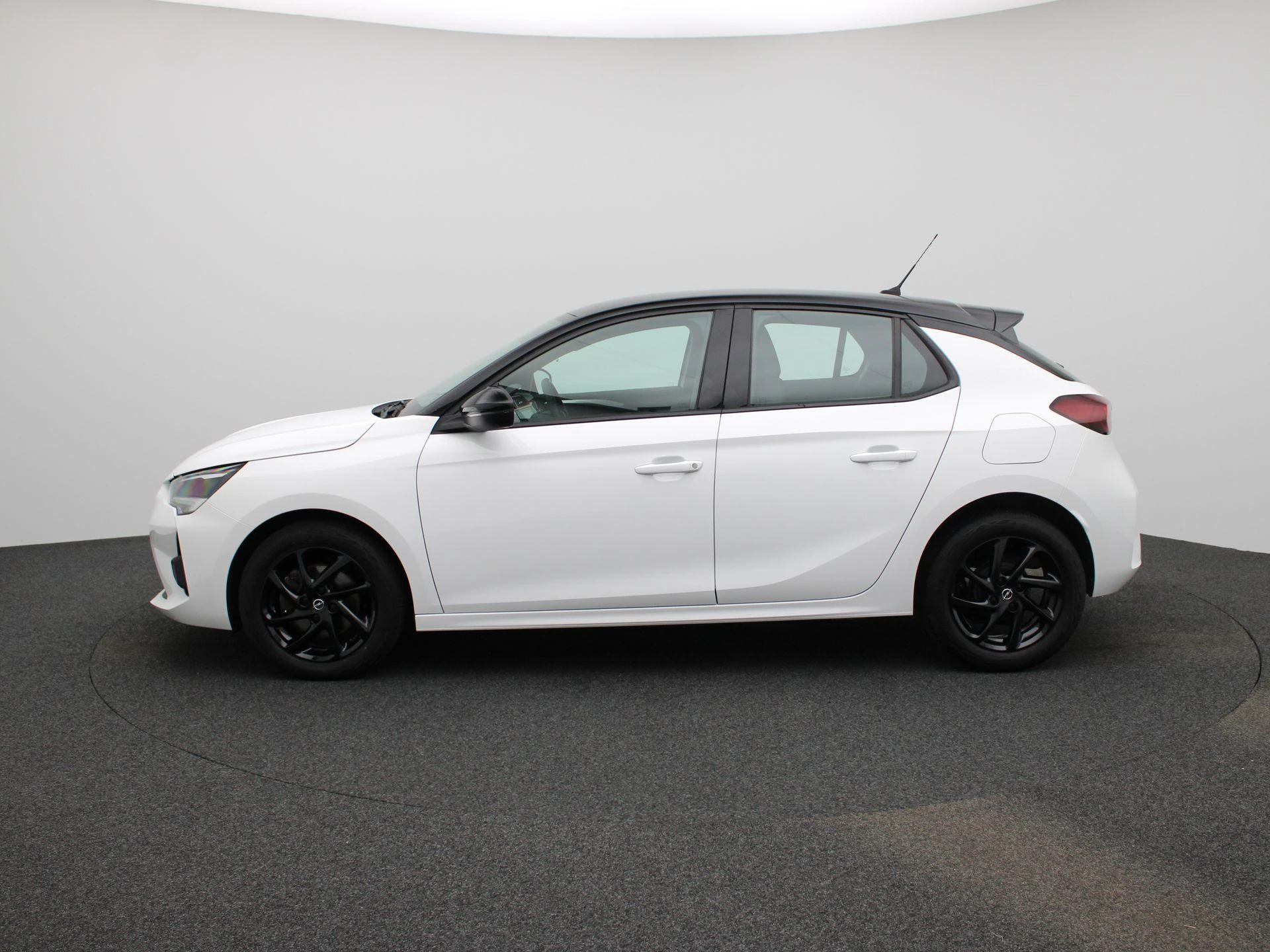 Opel-Corsa-image-3