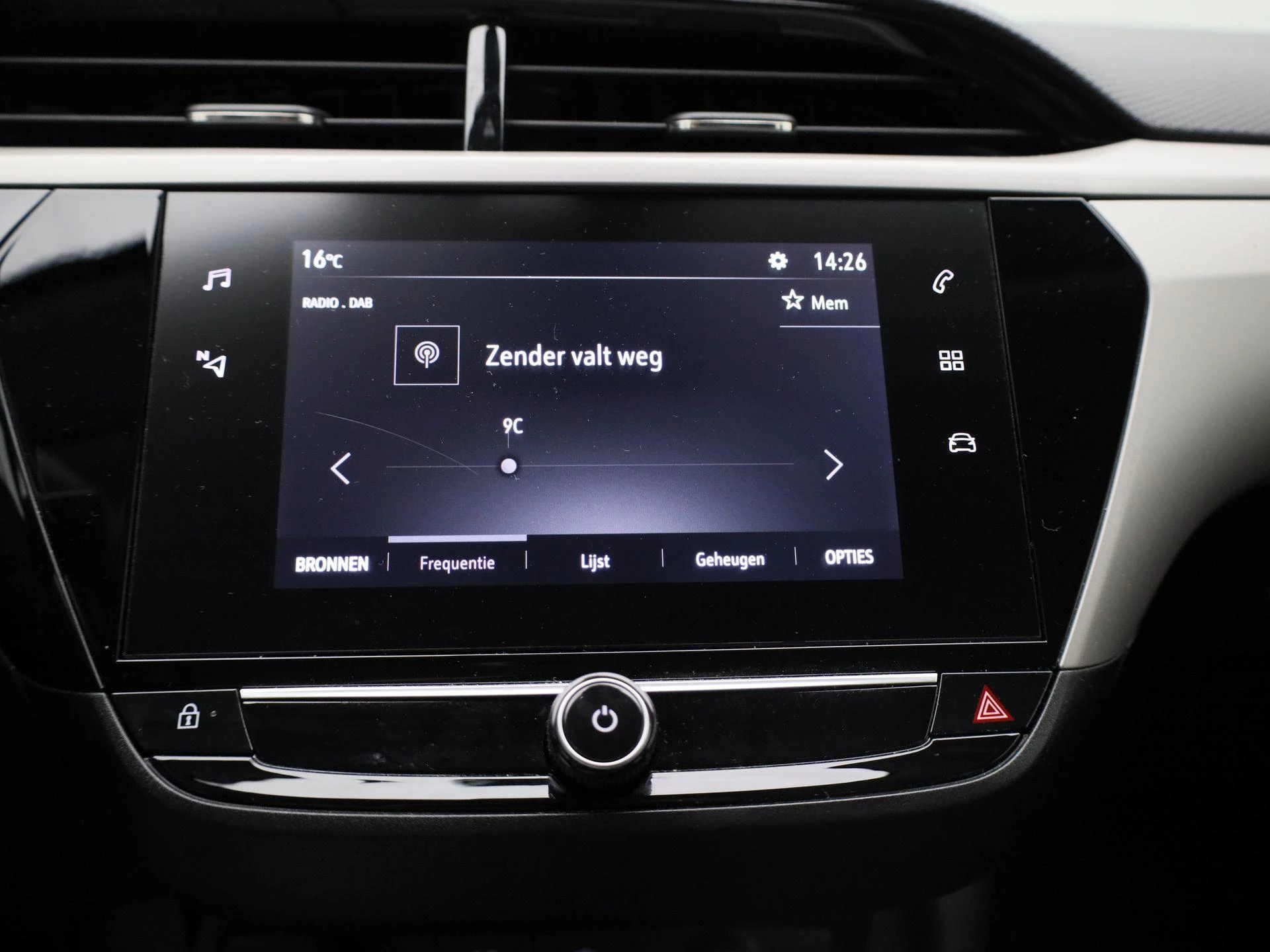 Opel-Corsa-image-13