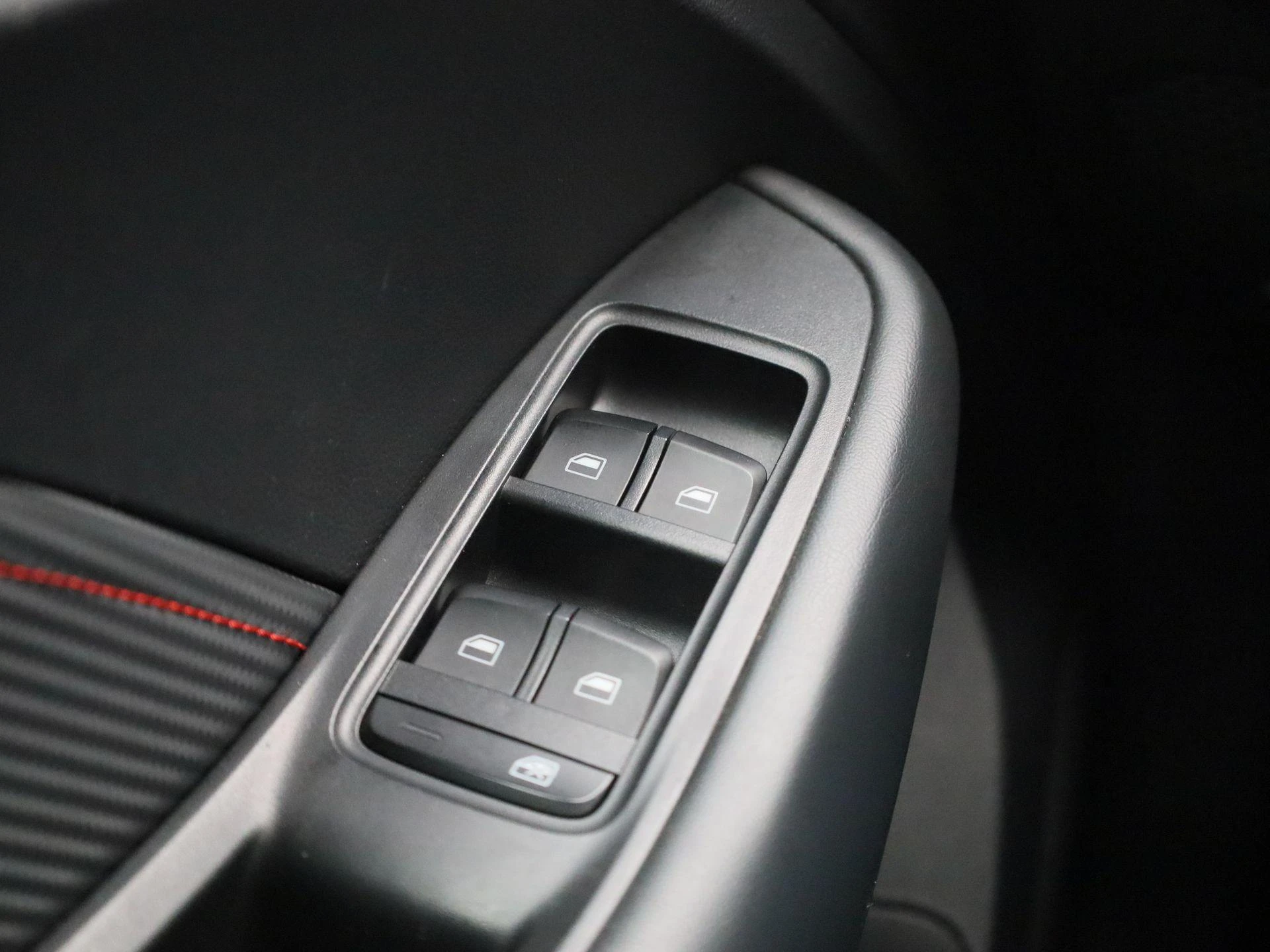 MG-ZS EV-image-28