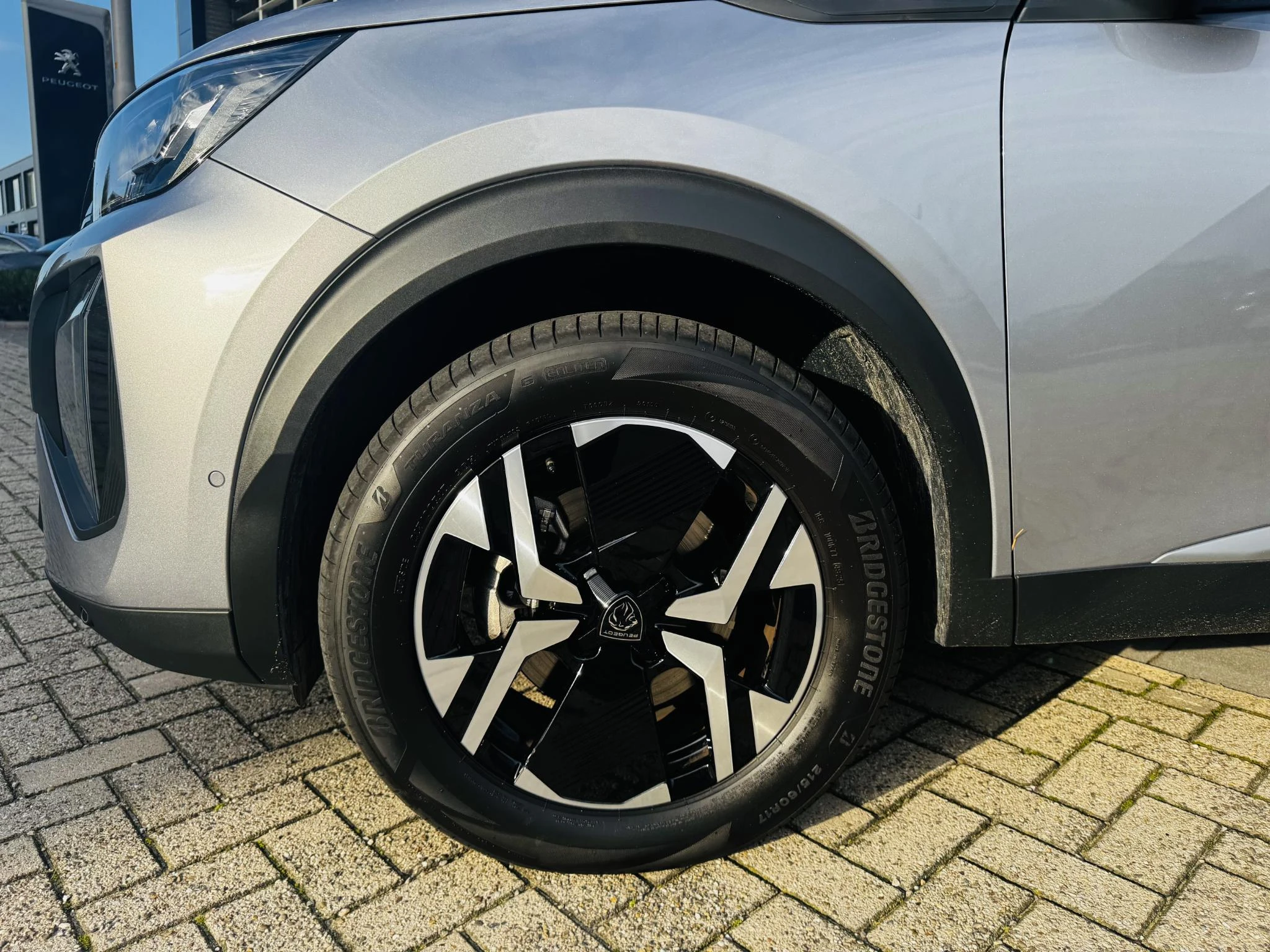 Peugeot-2008-image-35