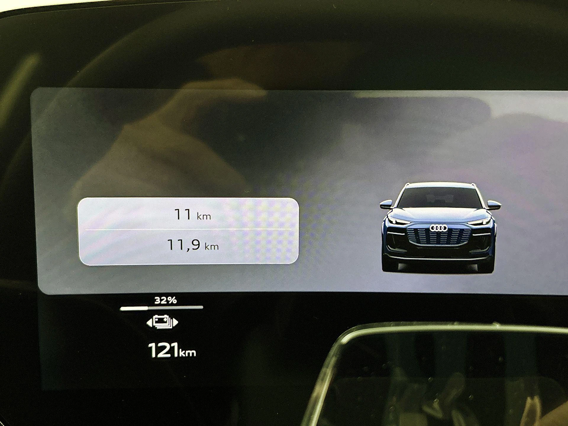 Audi-Q6 e-tron-image-15