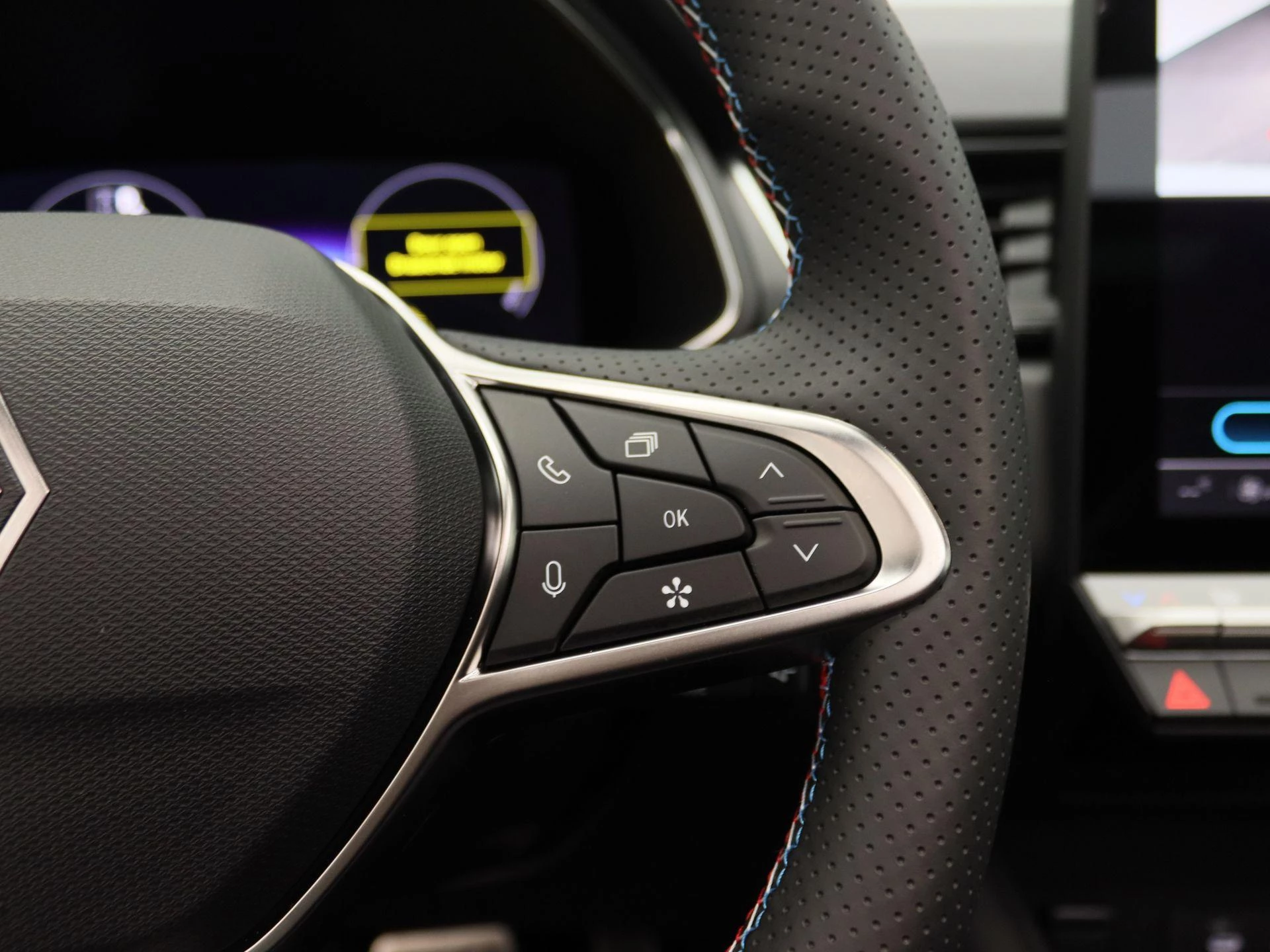 Renault-Captur-image-19