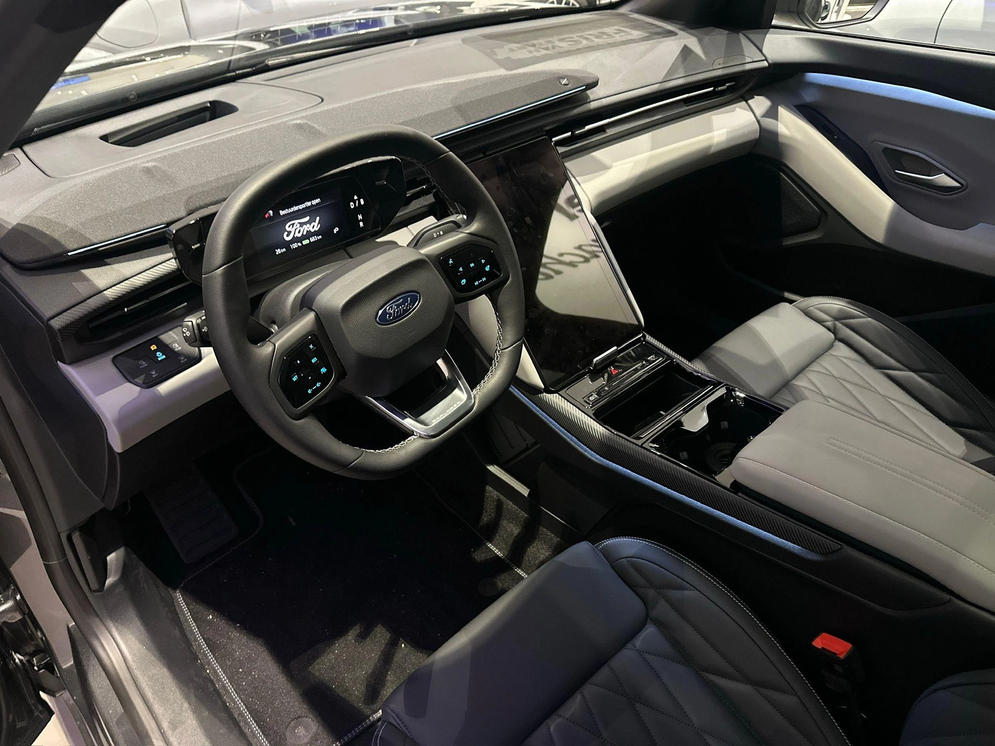 Ford-Explorer-image-4