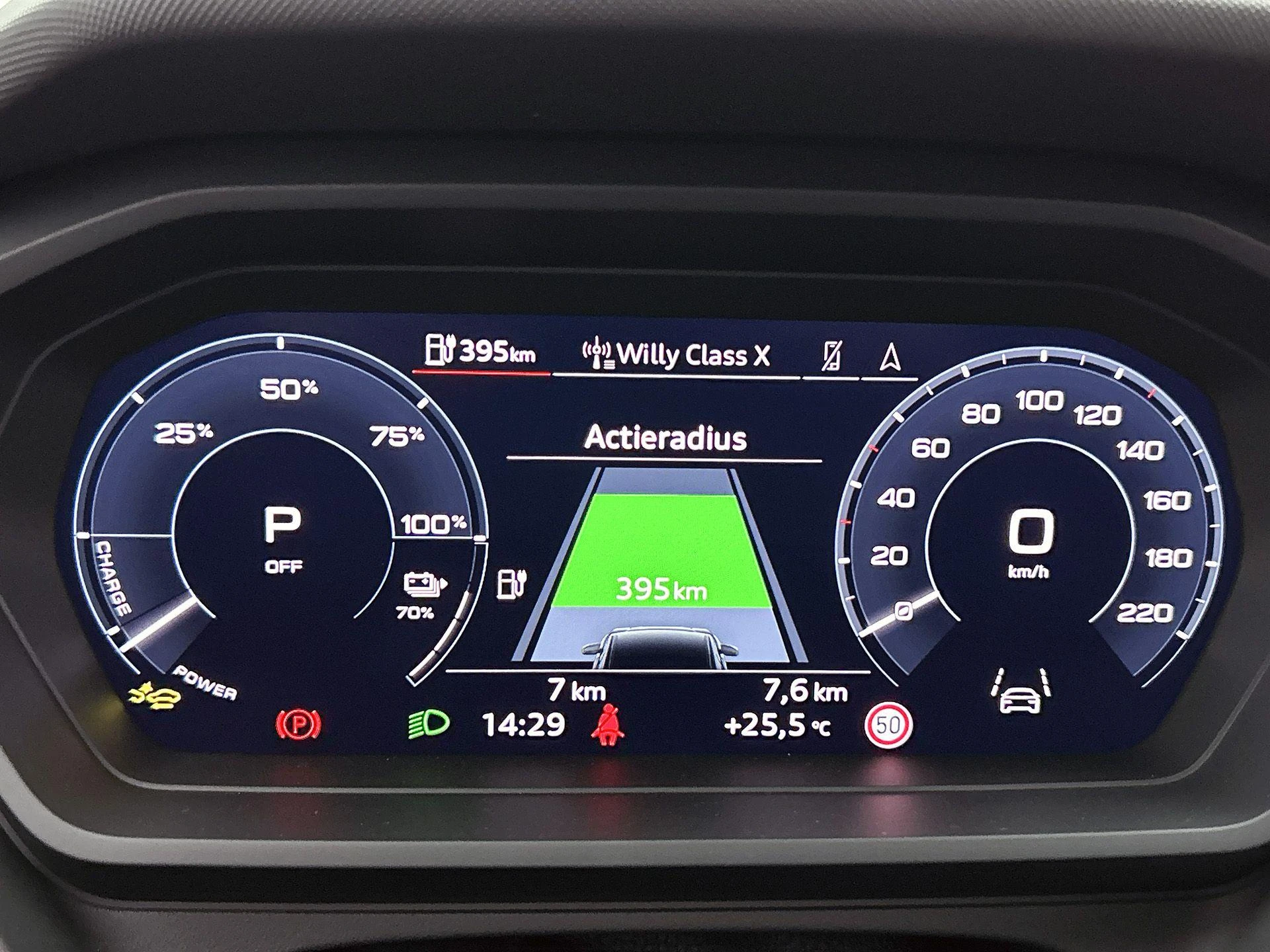 Audi-Q4 e-tron-image-21