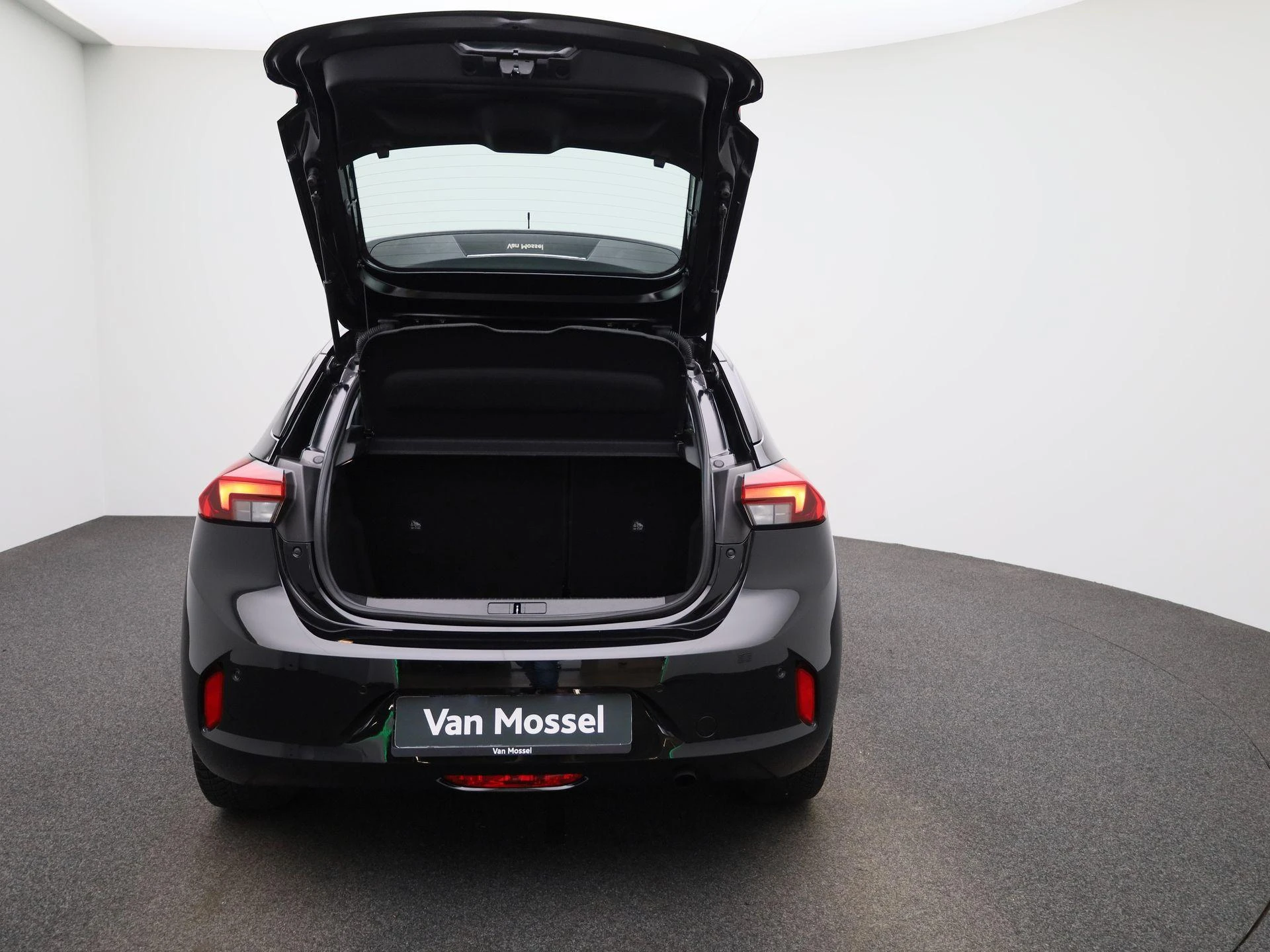 Opel-Corsa-image-10
