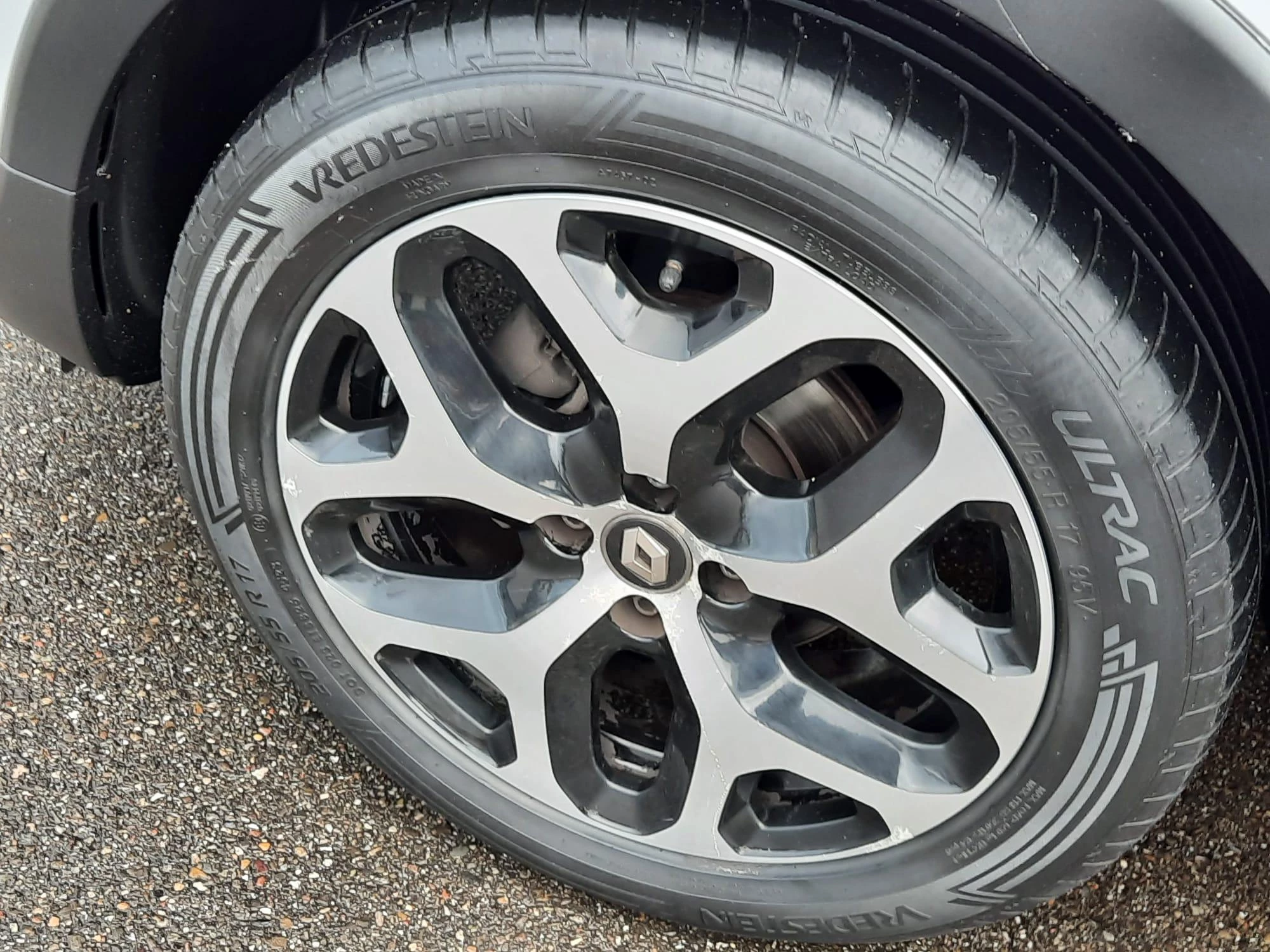 Renault-Captur-image-7