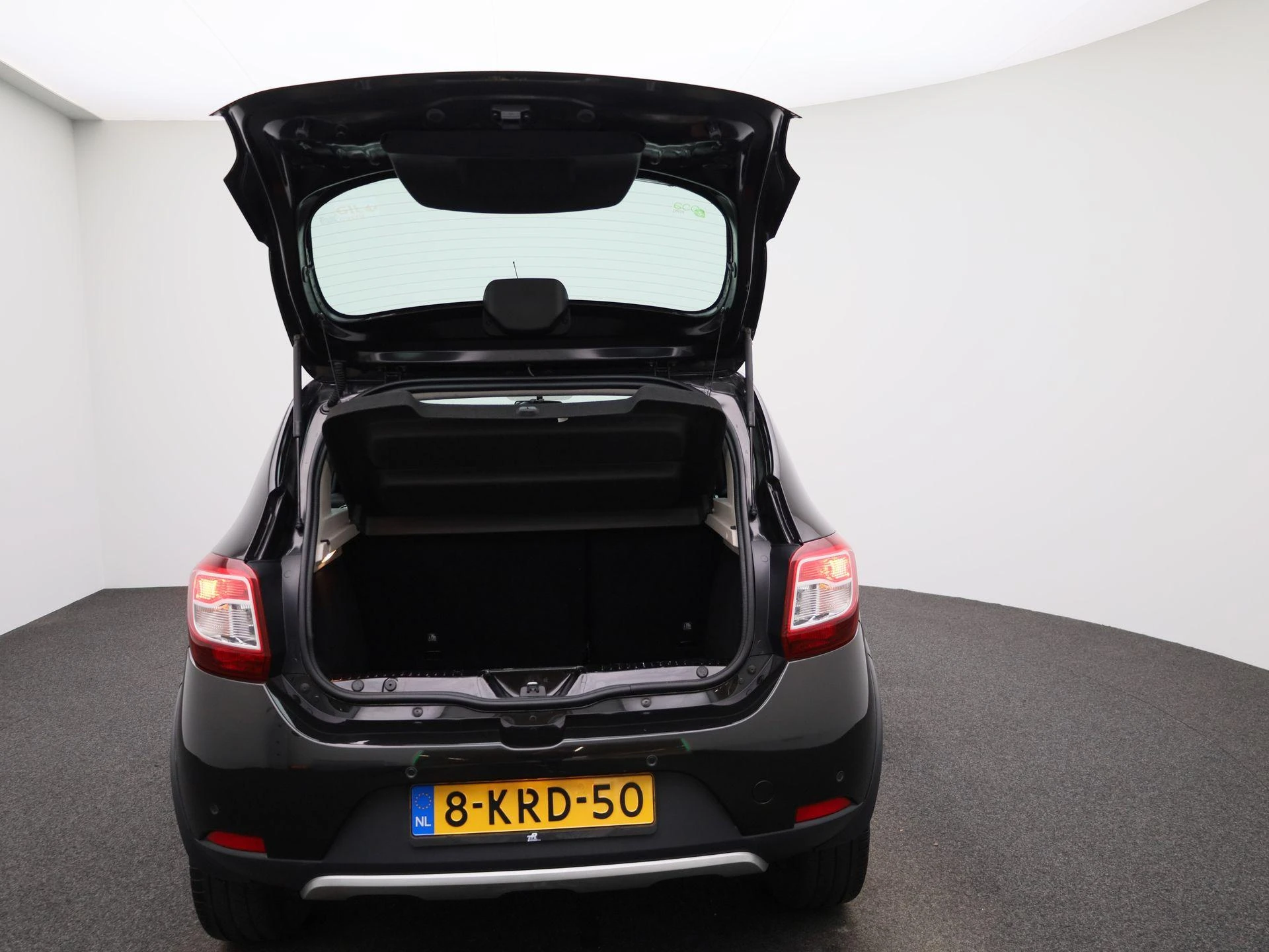 Dacia-Sandero Stepway-image-10