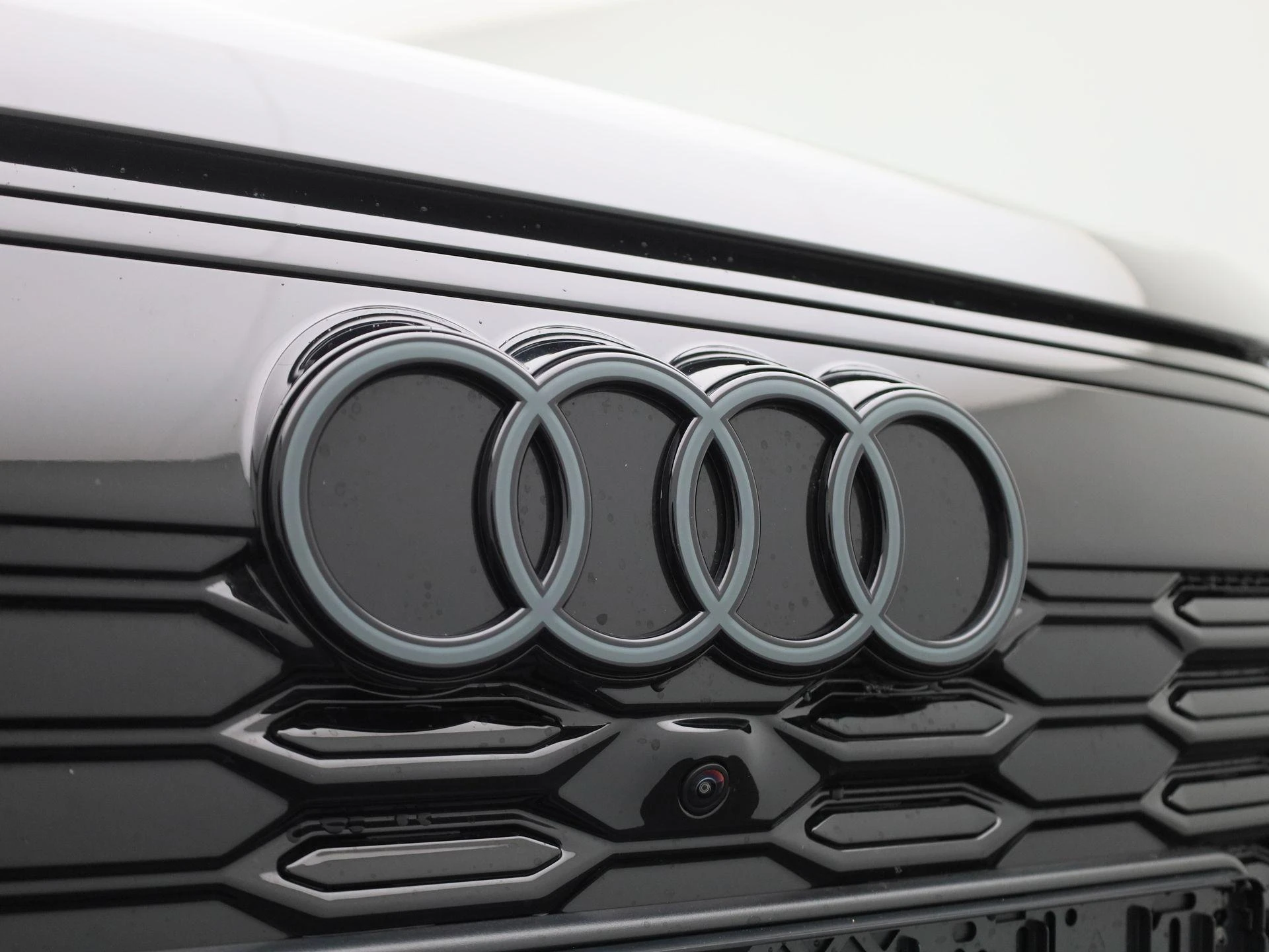 Audi-Q6 e-tron-image-53
