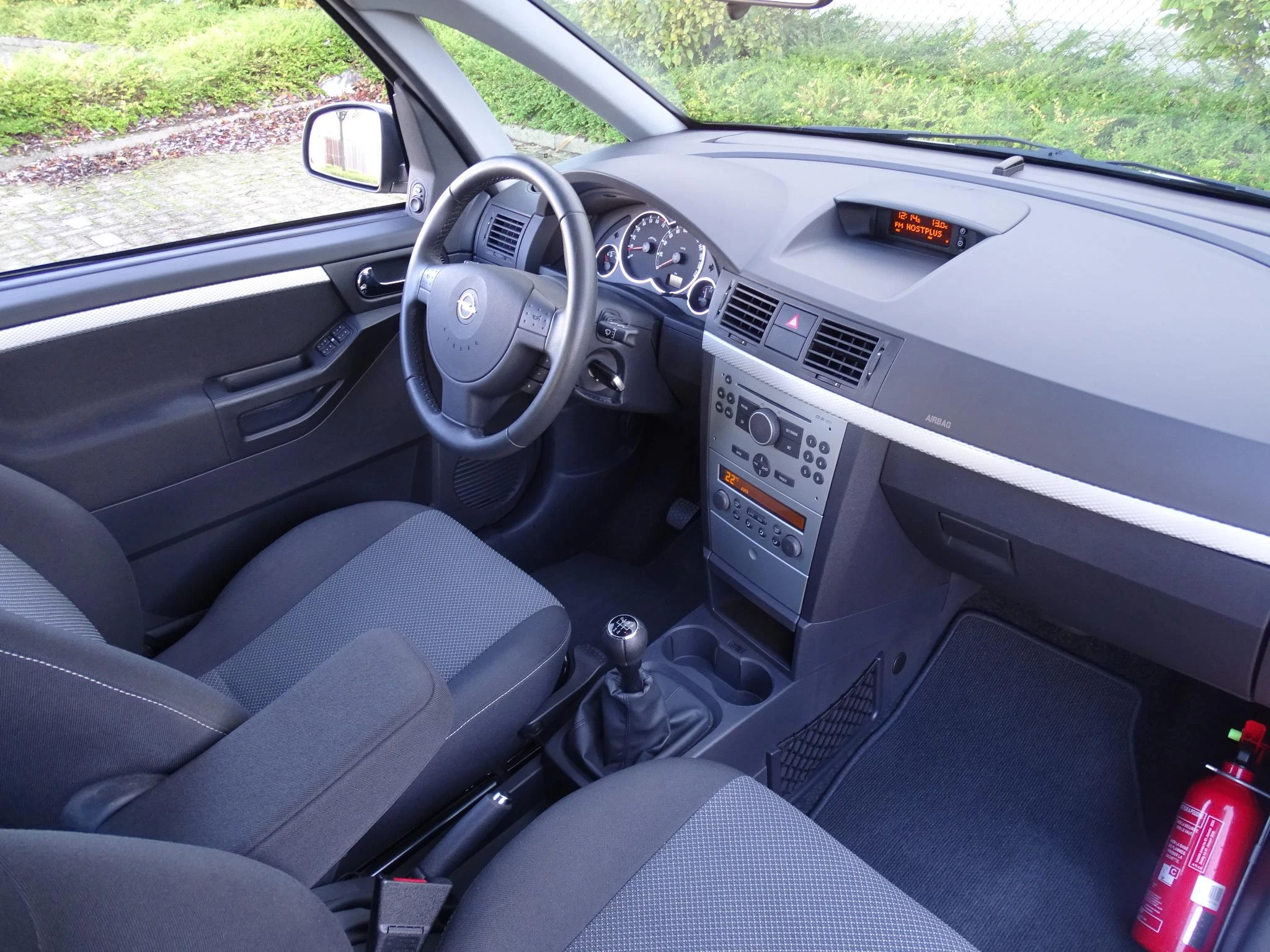 Opel-Meriva-image-13