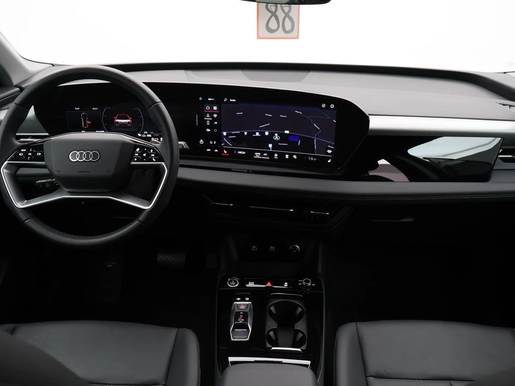 Audi Q6 e-tron e-Tron 100kWh 50 Performance Advanced 306PK *LEDER*NAVI*ZETELVERWARMING*ADAPTIVE CRUISE*DIGITAL DASHBOARD*APPCONNECT*BLTH*PDC*CA