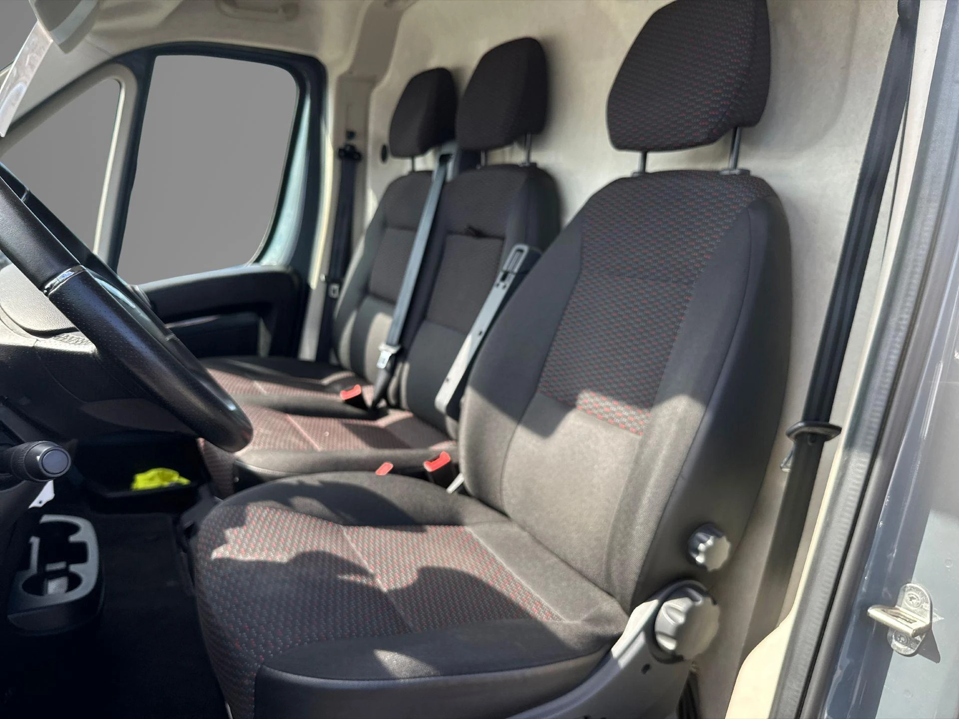 Opel-Movano-image-7