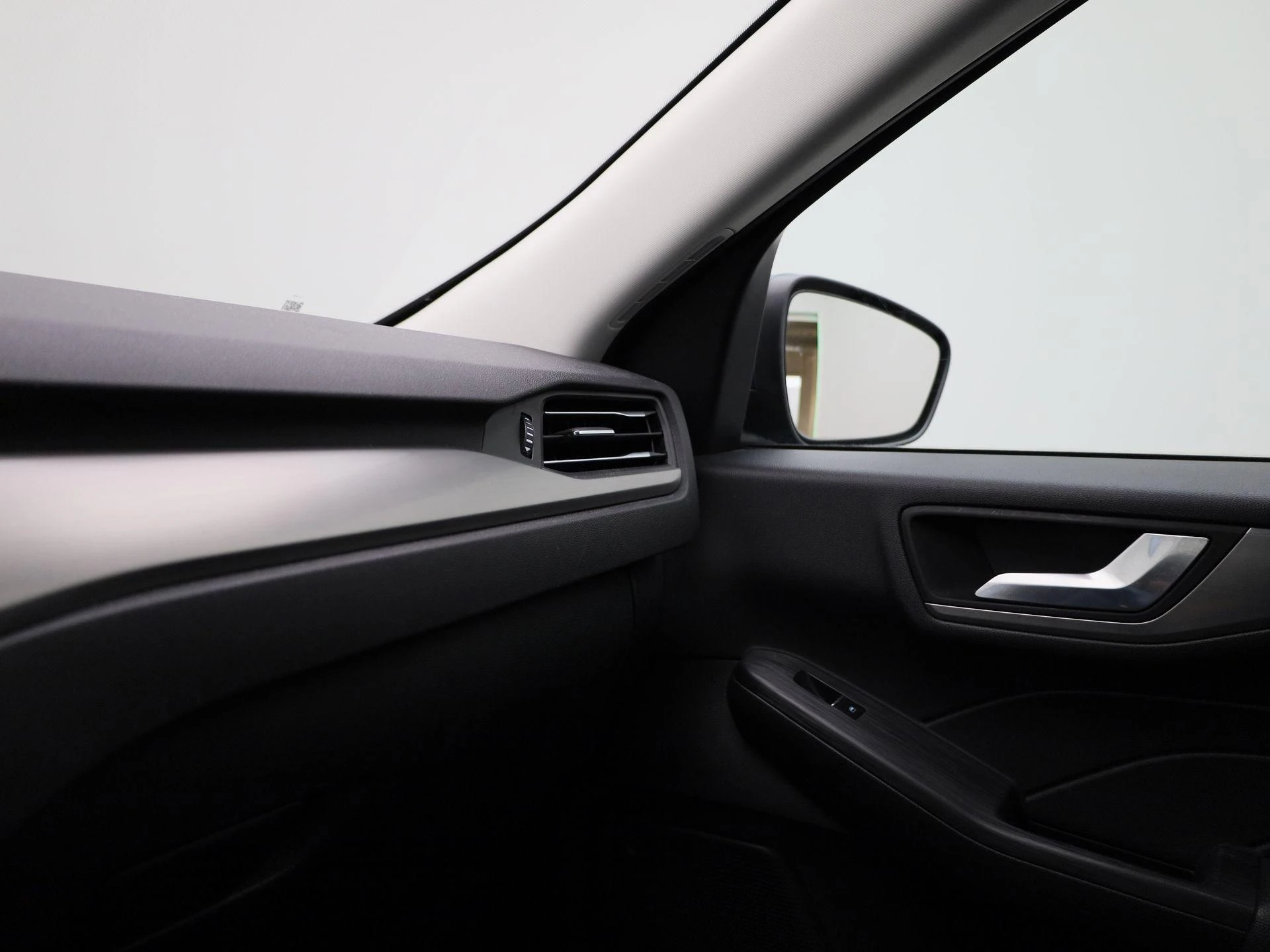 Ford-Kuga-image-26