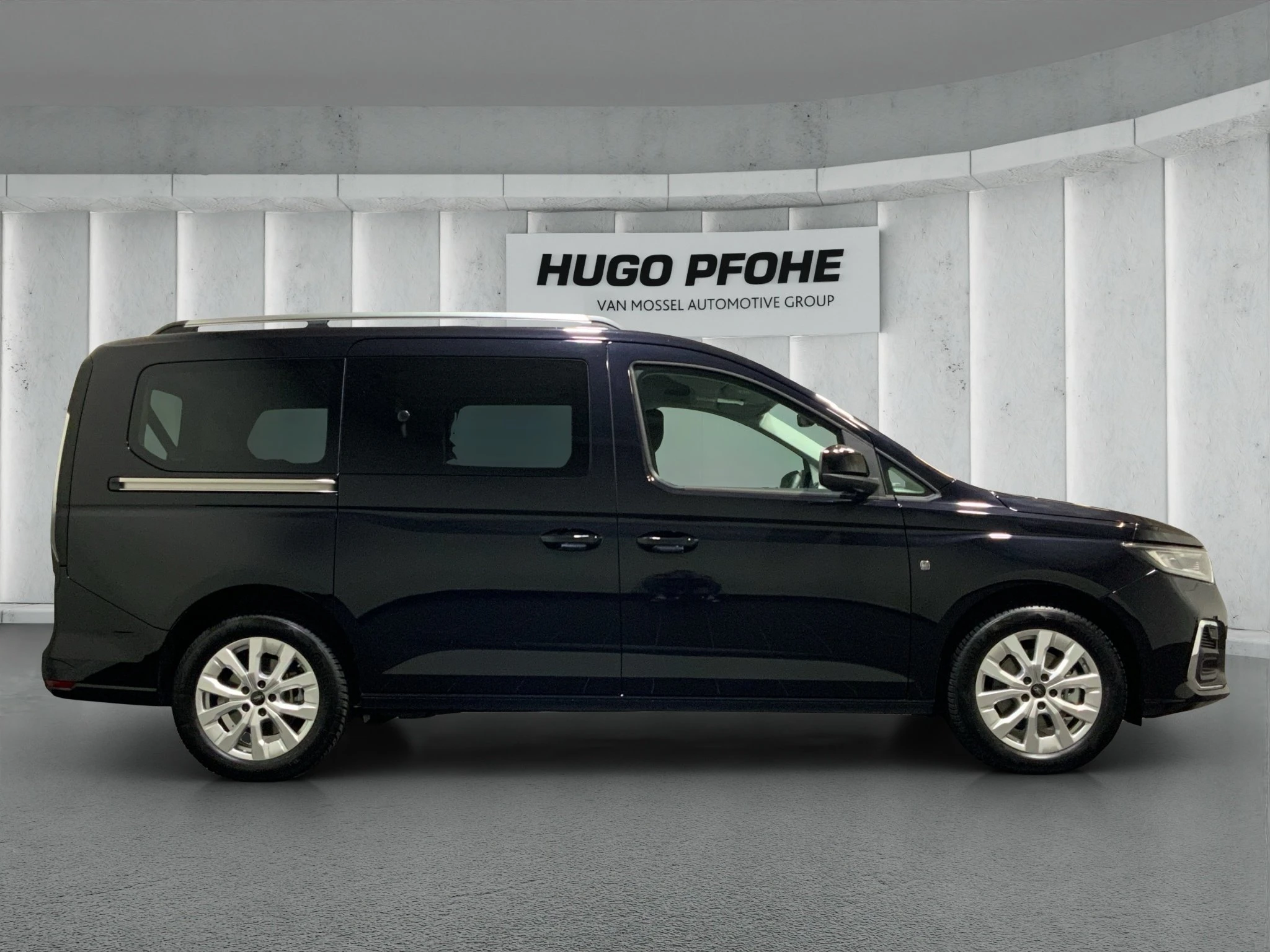 Ford-Tourneo Connect-image-5