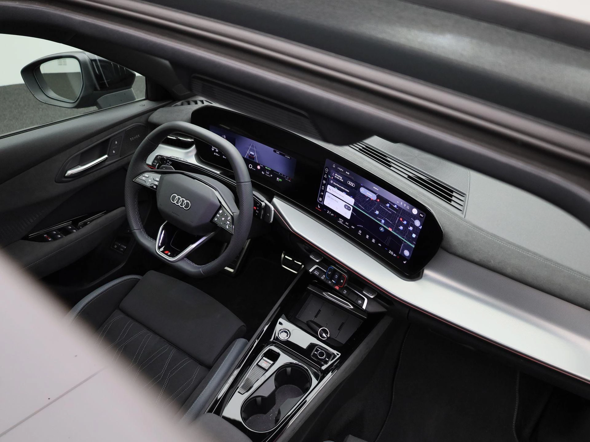 Audi Q3 1.5 200kW e-hybrid S edition