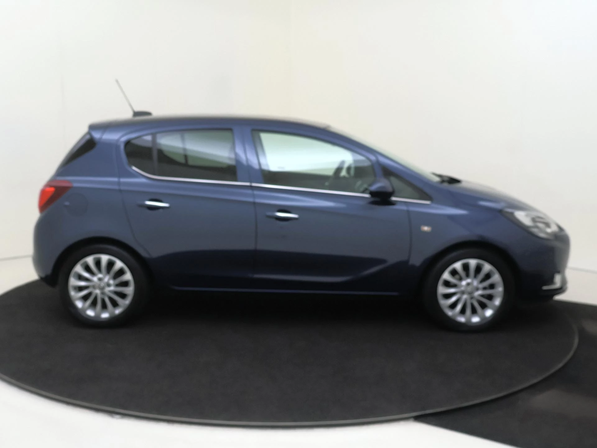 Opel-Corsa-image-8