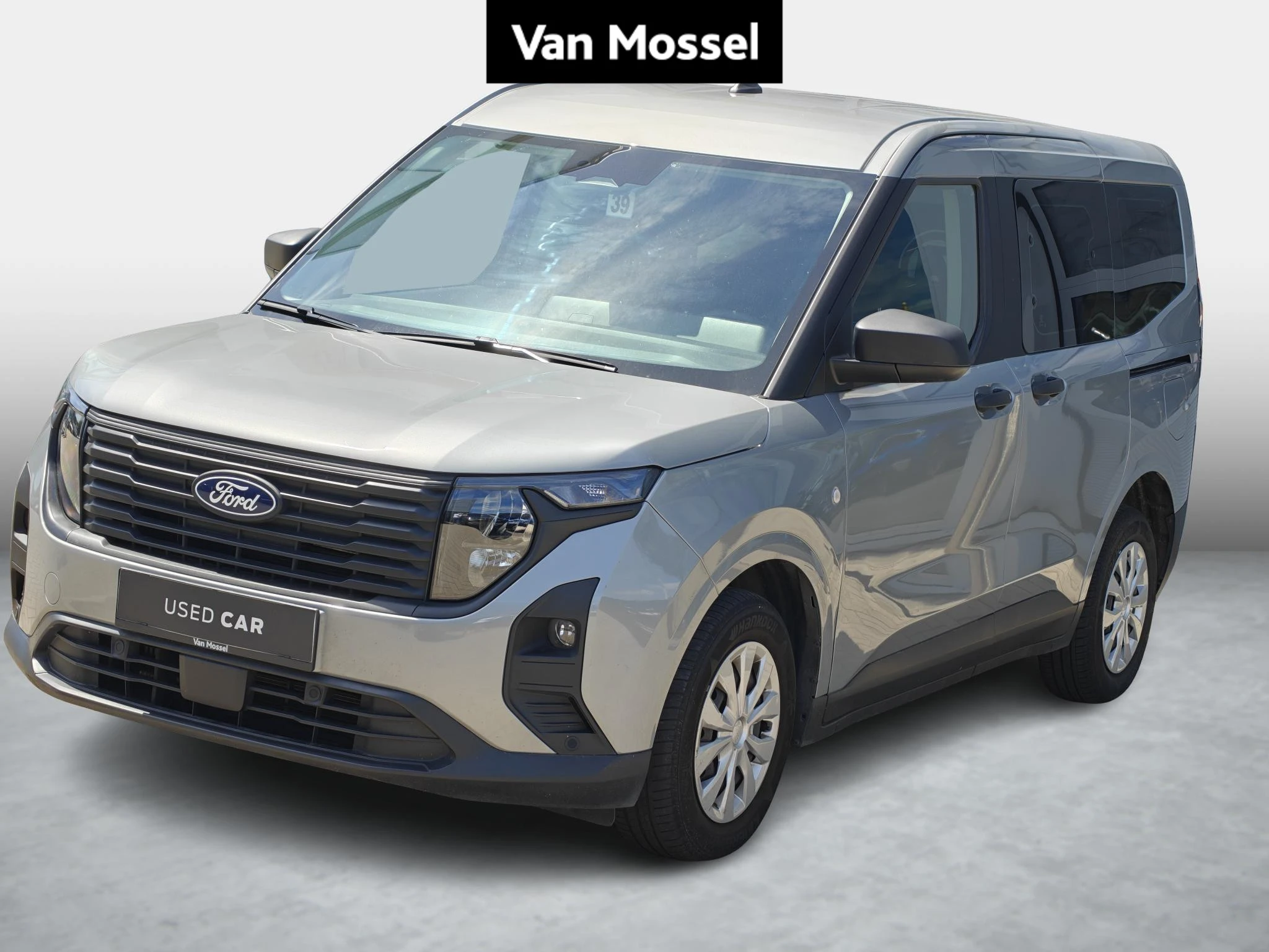 Ford-Tourneo Courier-image-0